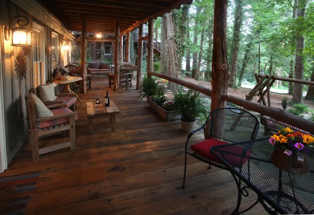 Balcony/Terrace in Lake Rabun Hotel