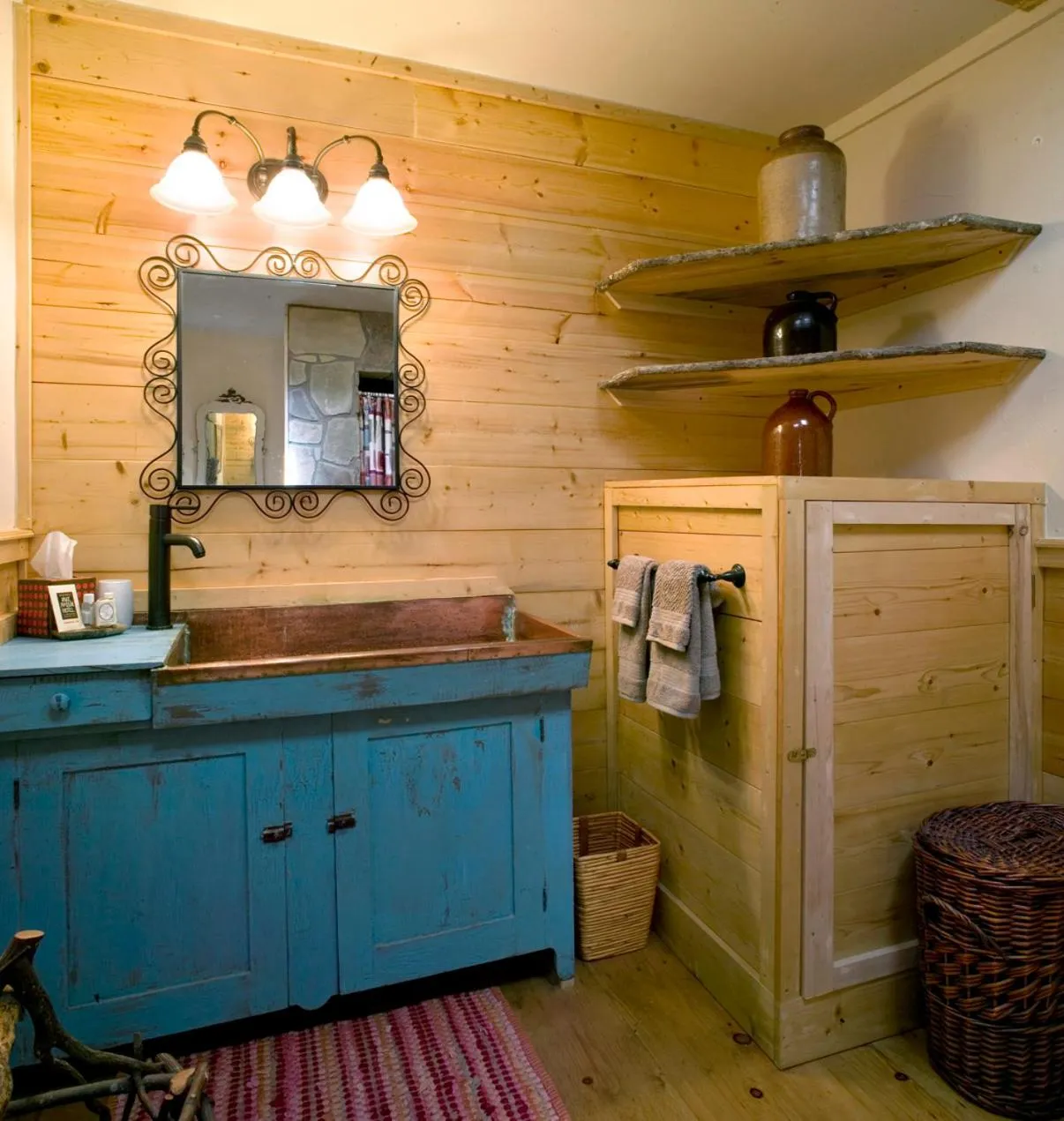 Bathroom in Lake Rabun Hotel