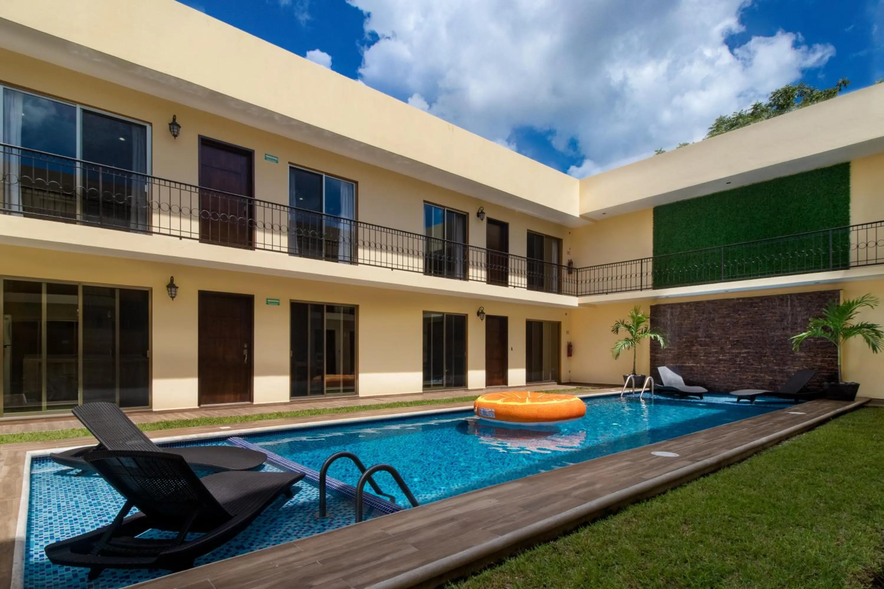 Property building in PRIME VILLAGE Cozumel