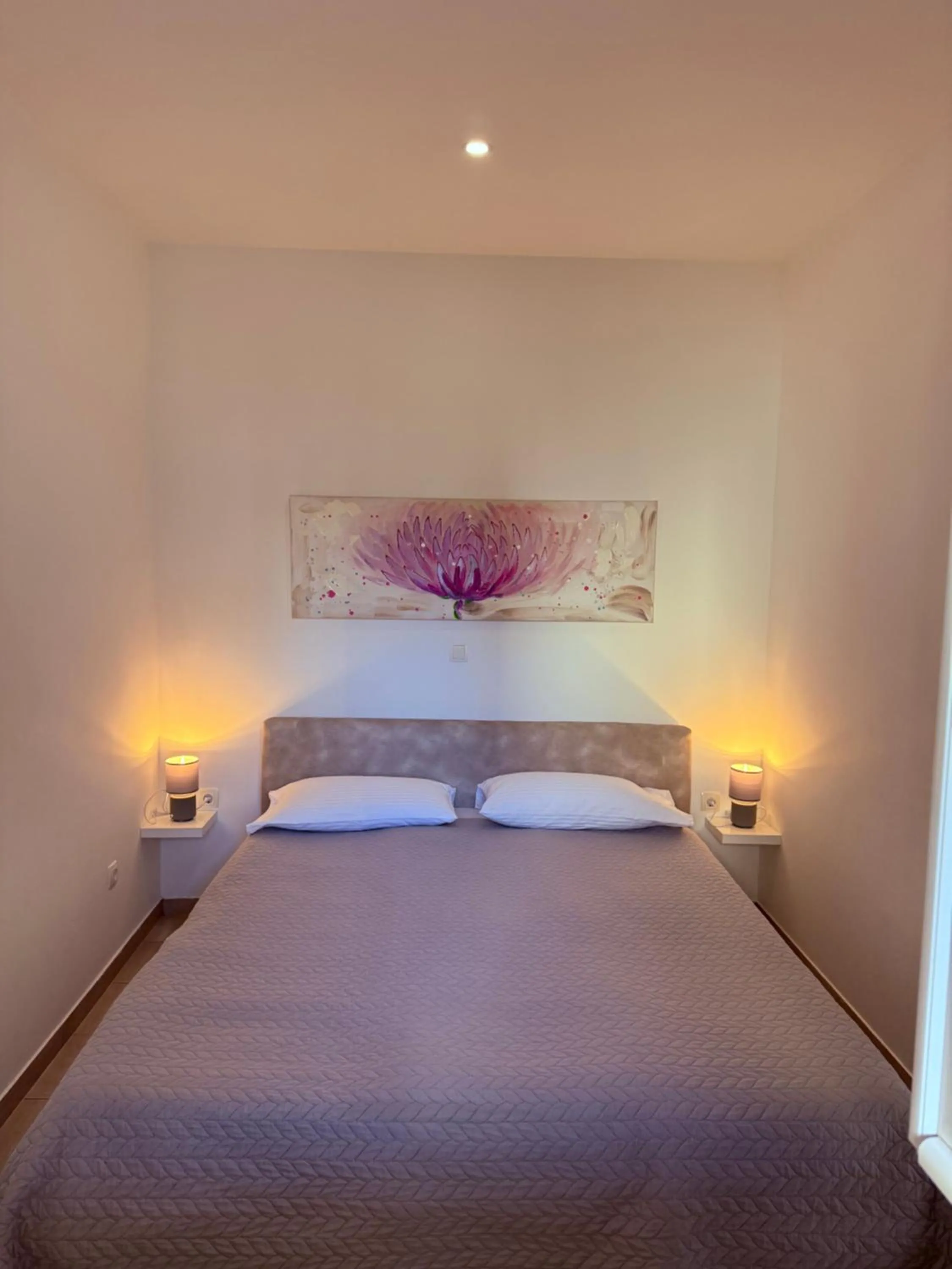 Bed in Apartments Stars