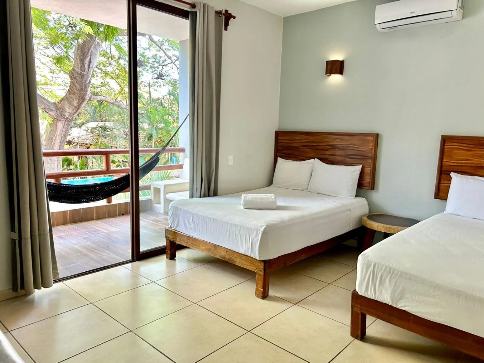 Bed in Hotel Aldea Sol