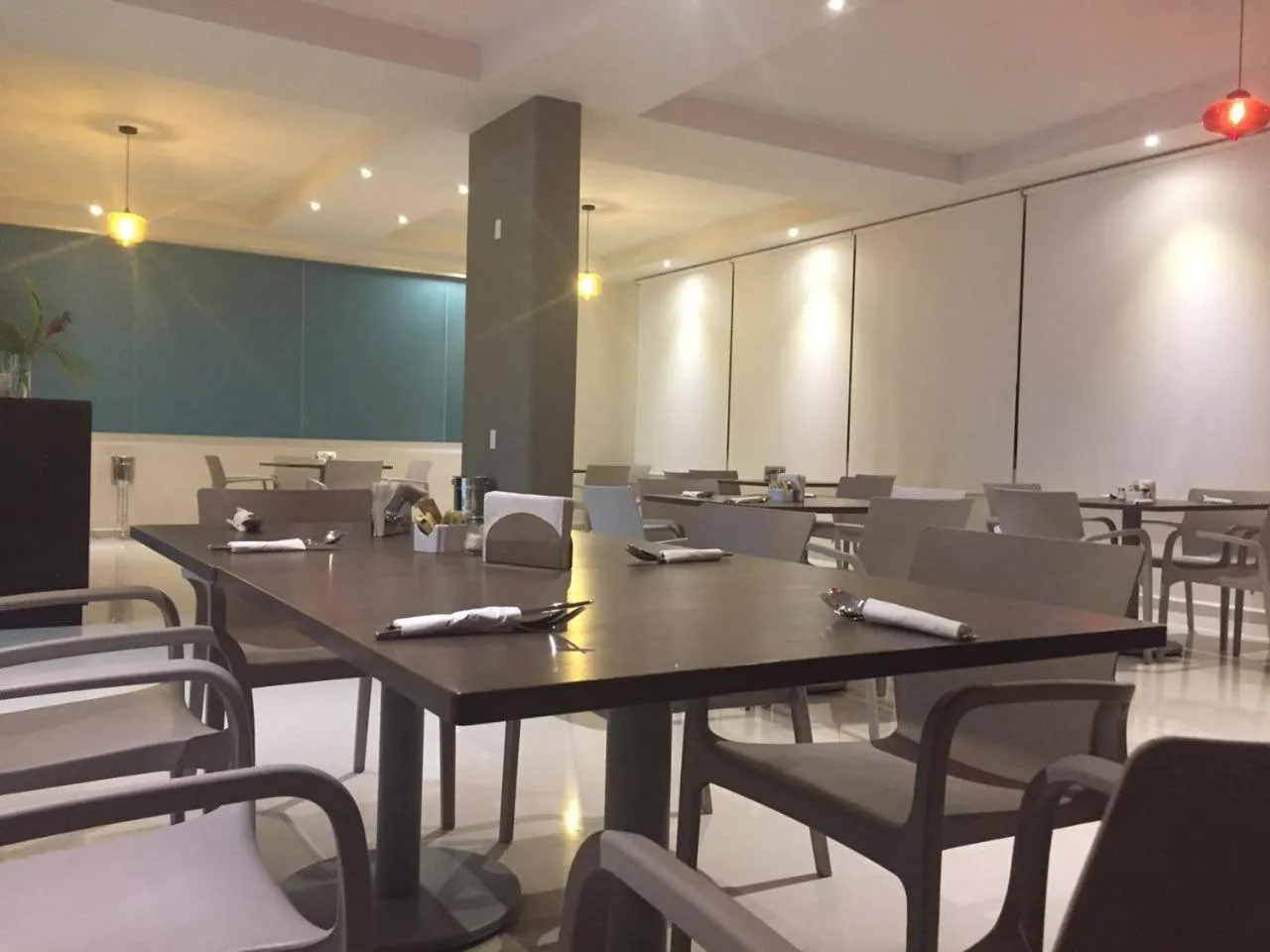 Restaurant/places to eat in Hotel Verdi