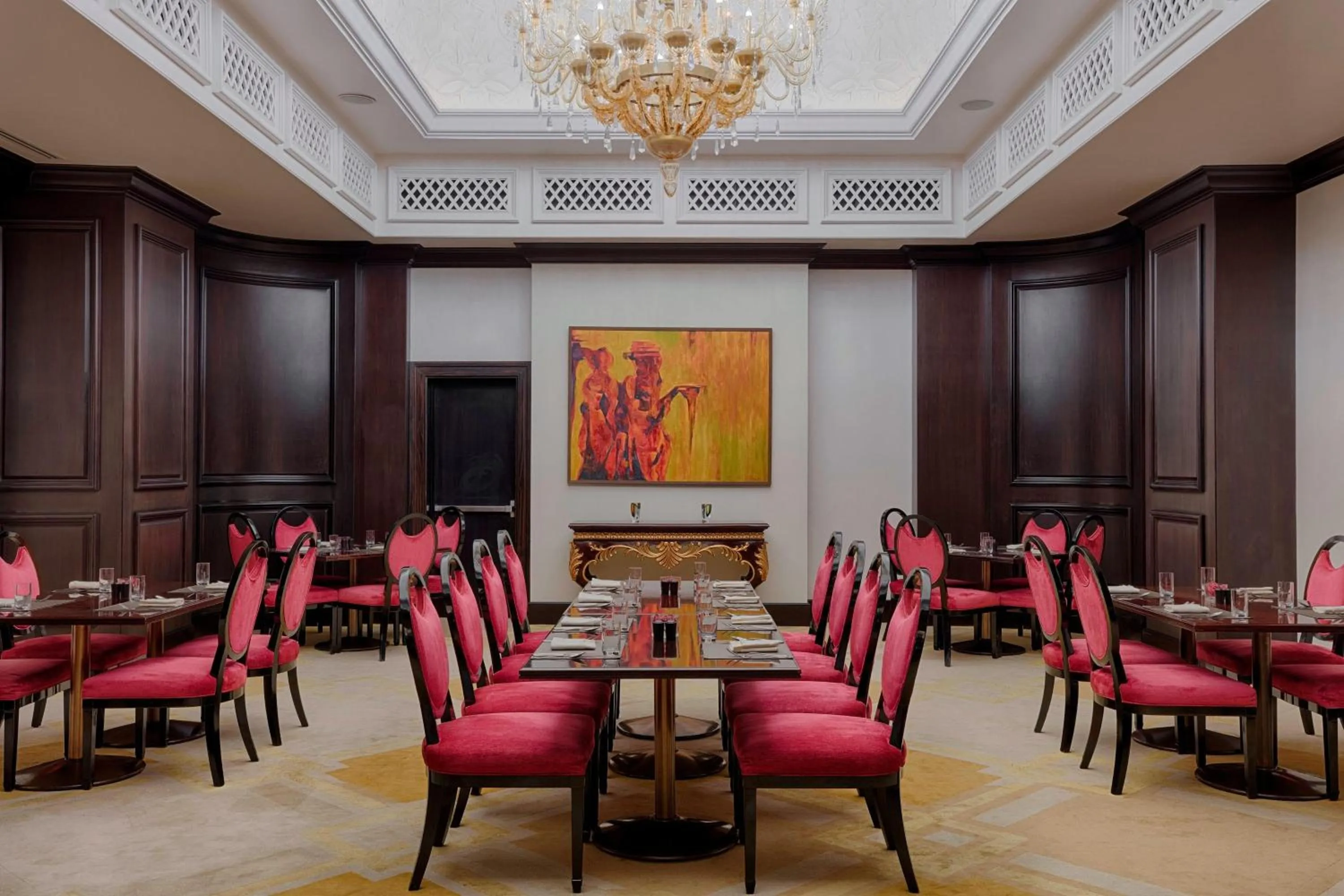 Restaurant/places to eat in The St. Regis Abu Dhabi