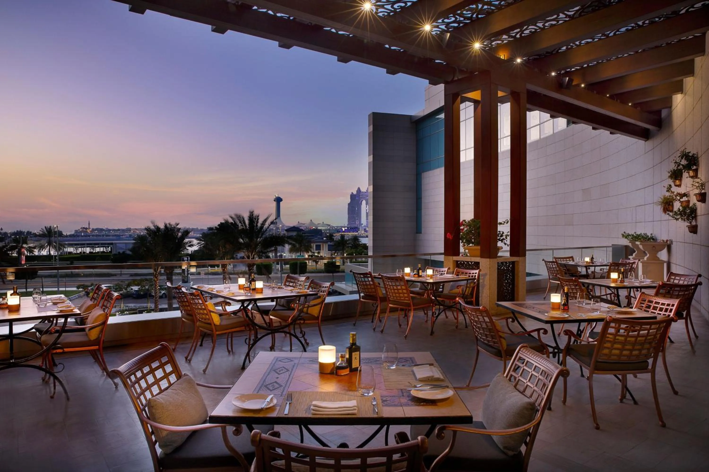 Restaurant/places to eat in The St. Regis Abu Dhabi