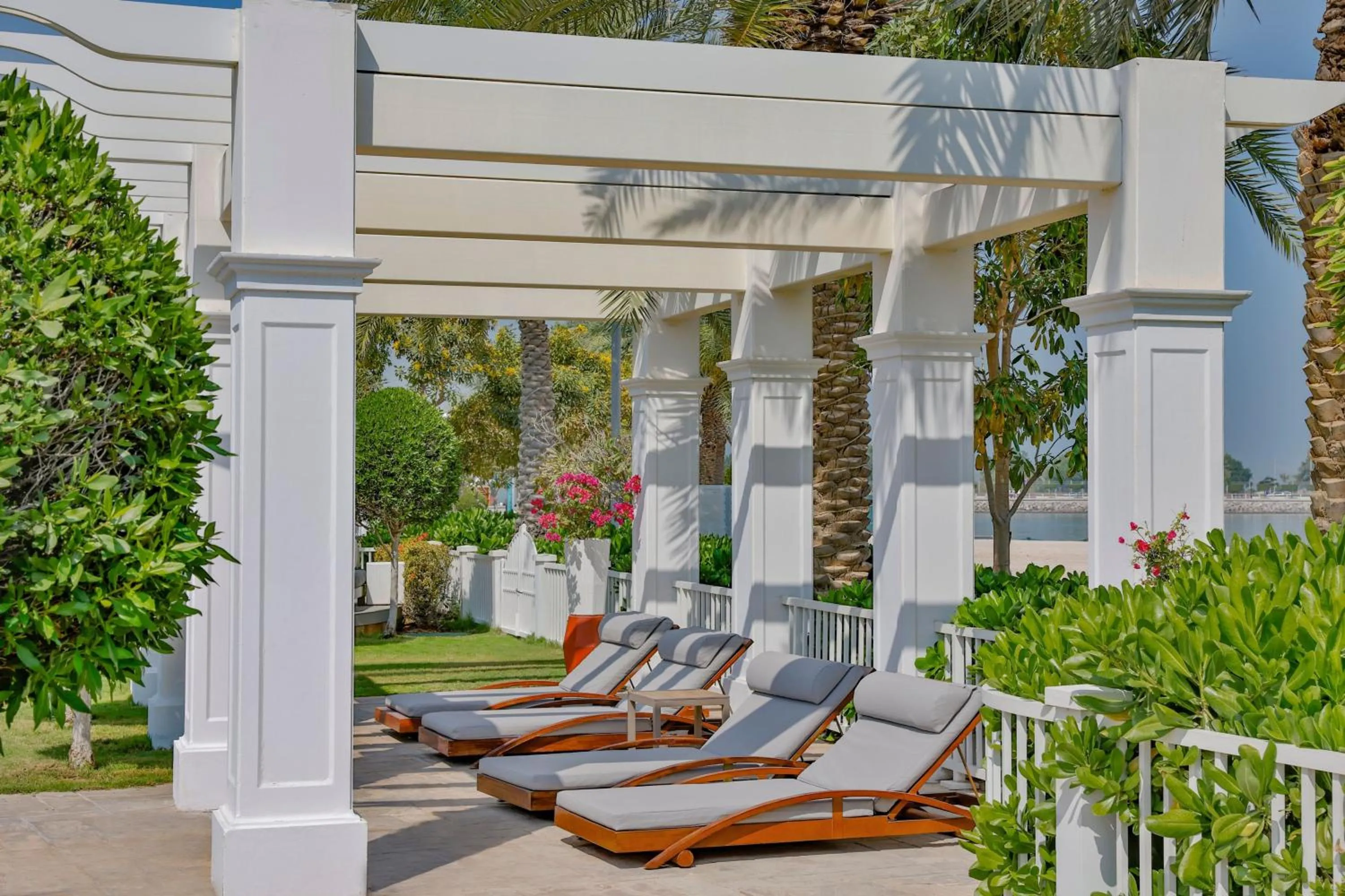 Swimming pool in The St. Regis Abu Dhabi