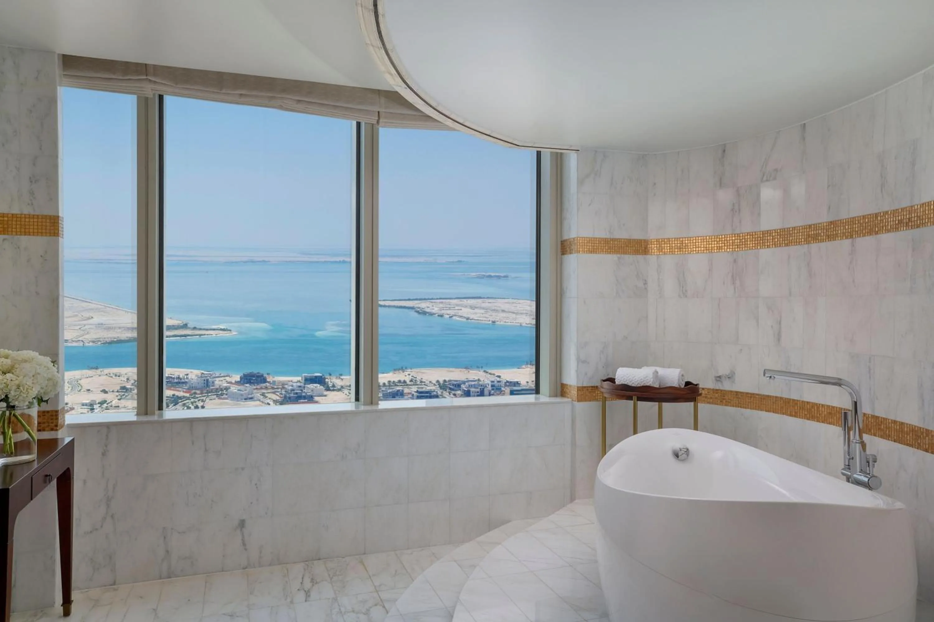 Bathroom in The St. Regis Abu Dhabi
