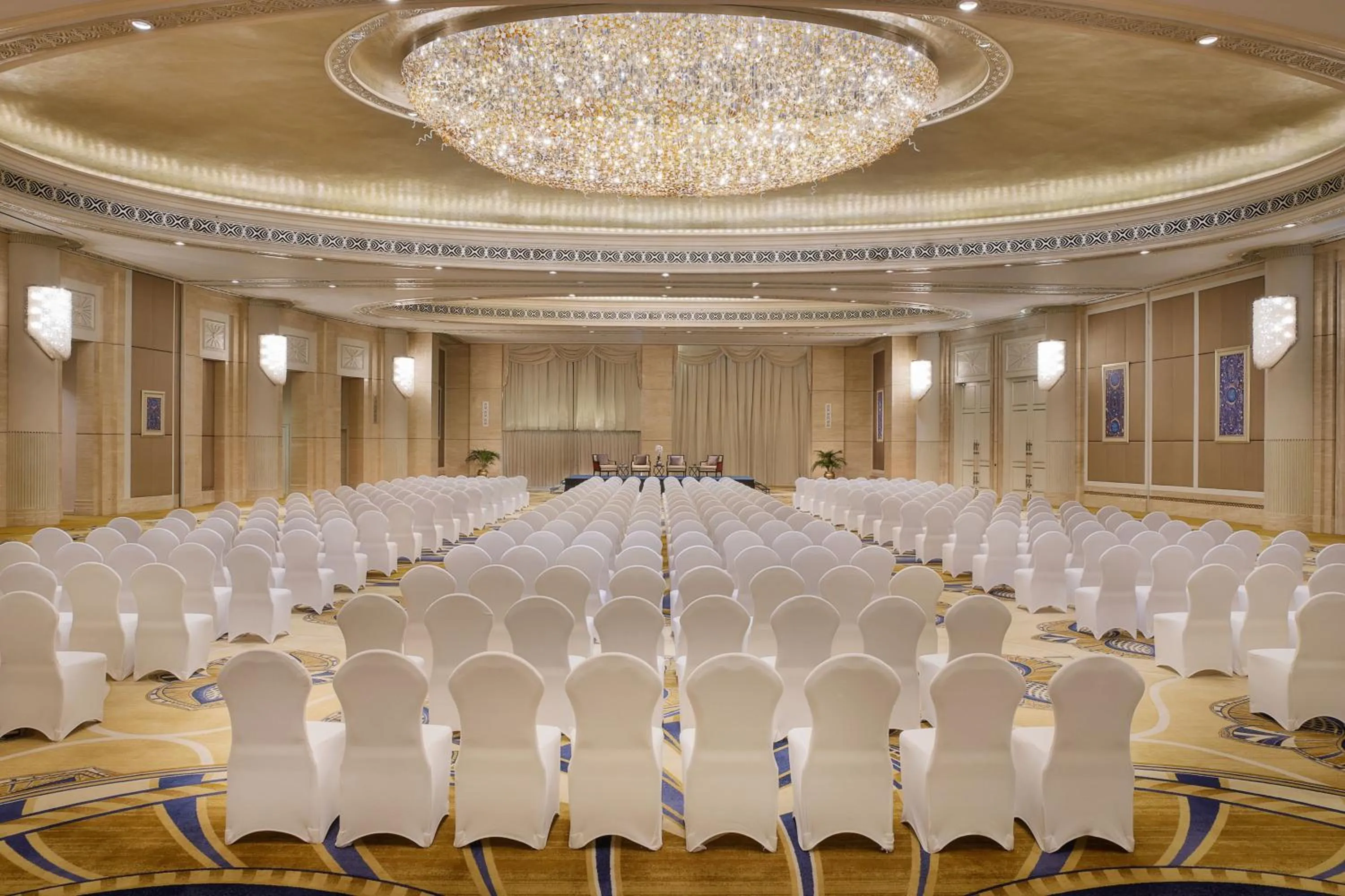 Meeting/conference room in The St. Regis Abu Dhabi