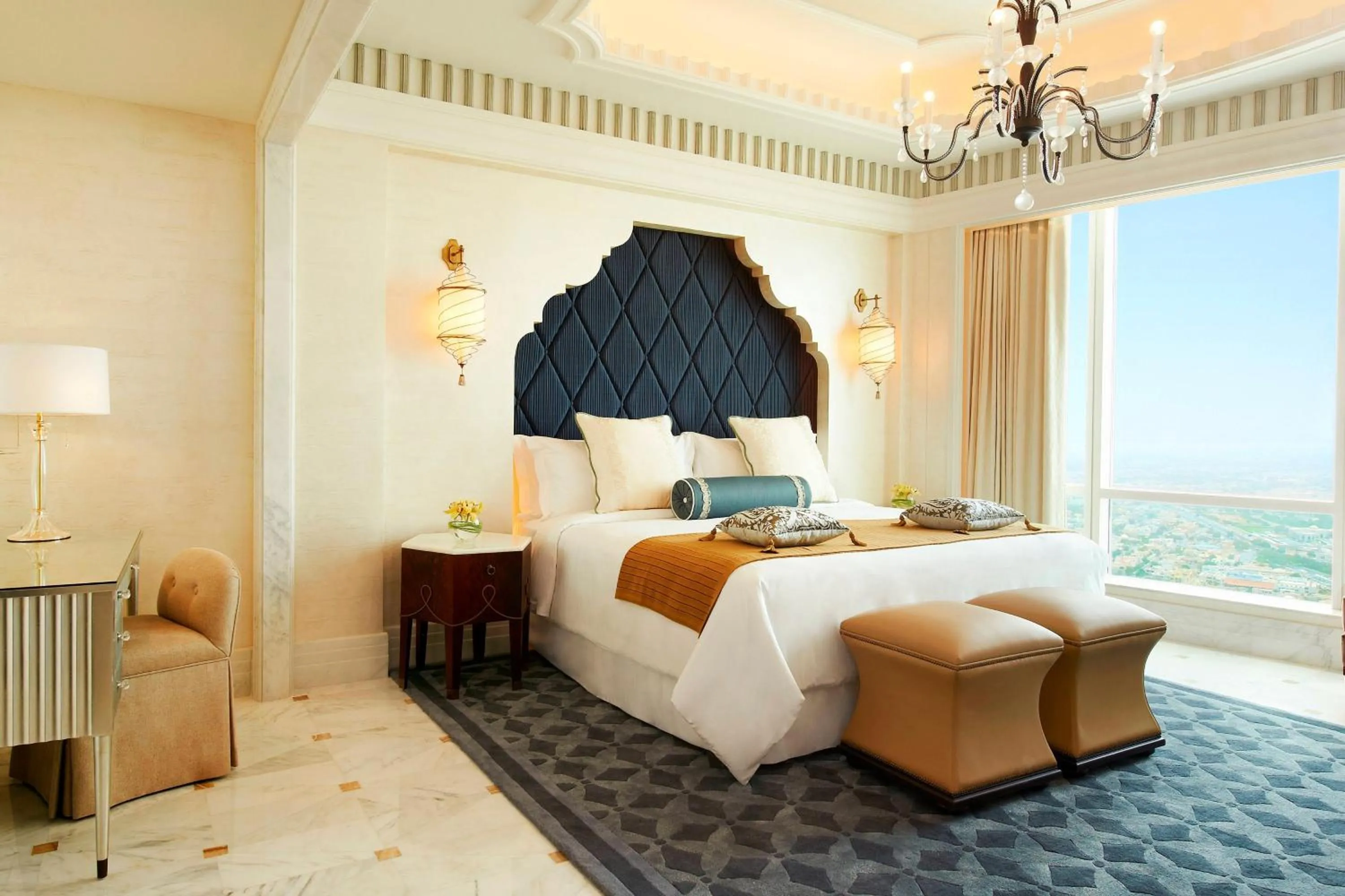 Bedroom, Bed in The St. Regis Abu Dhabi