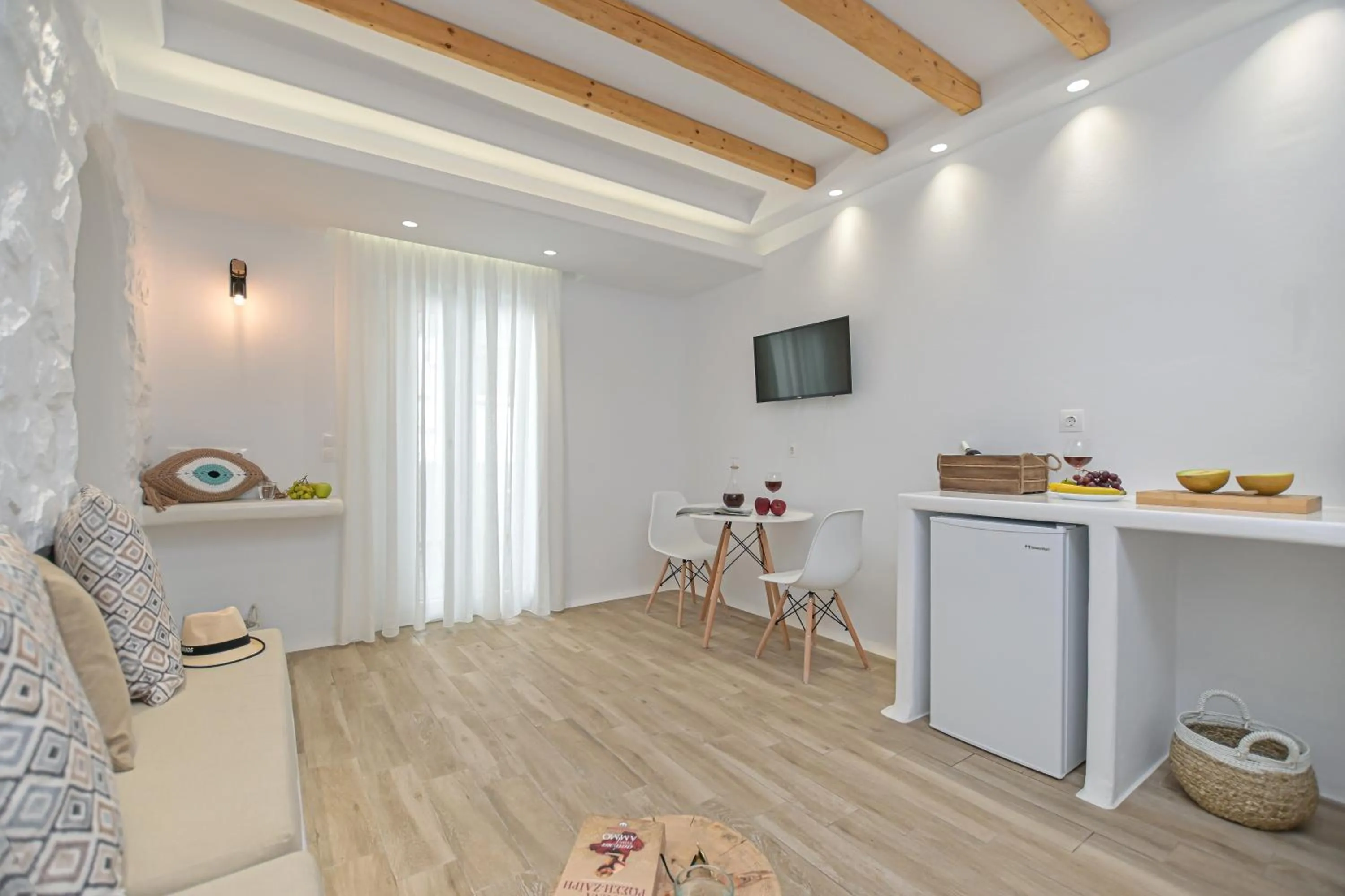 Naxian Spirit Inn