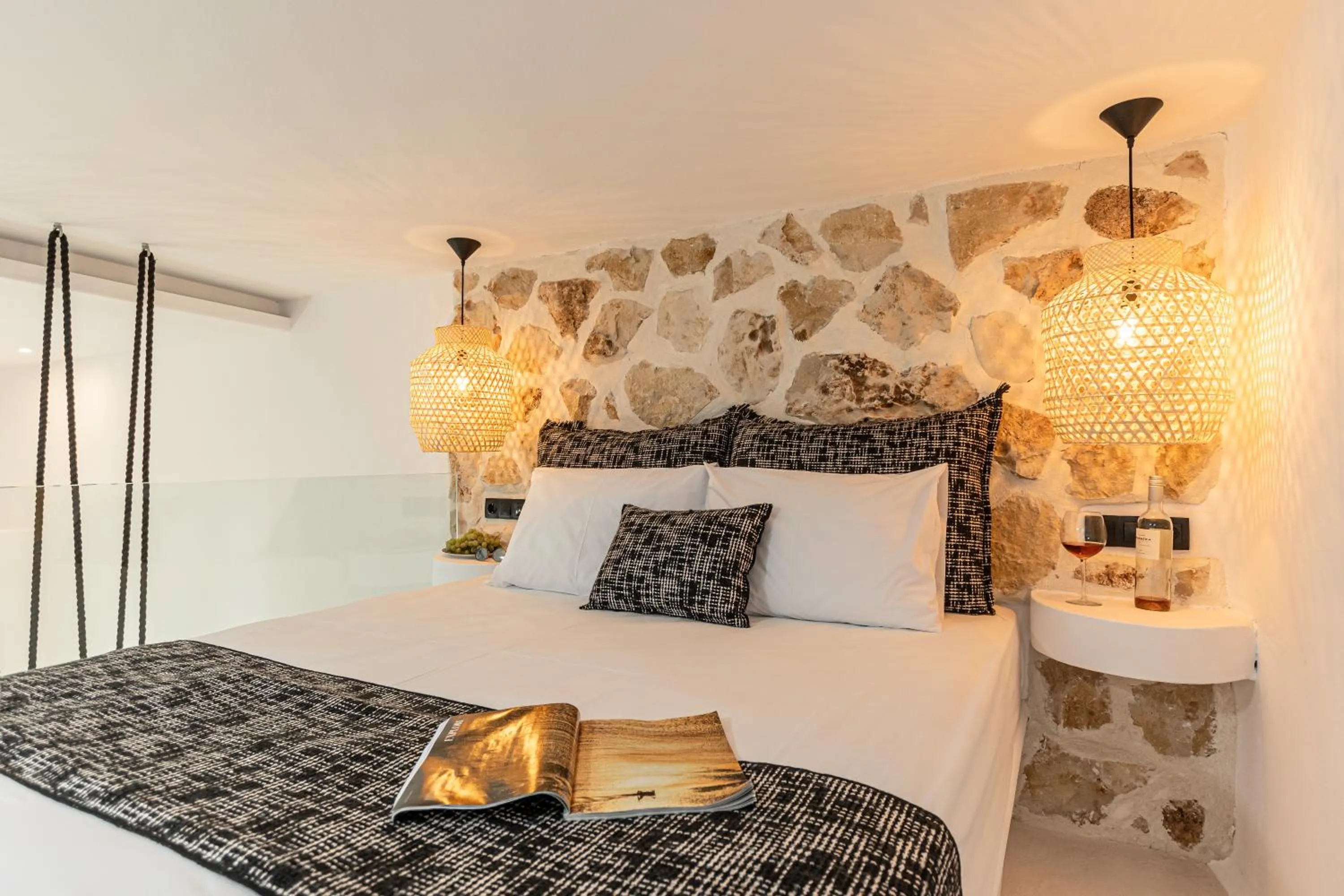 Bed in Naxian Spirit Inn