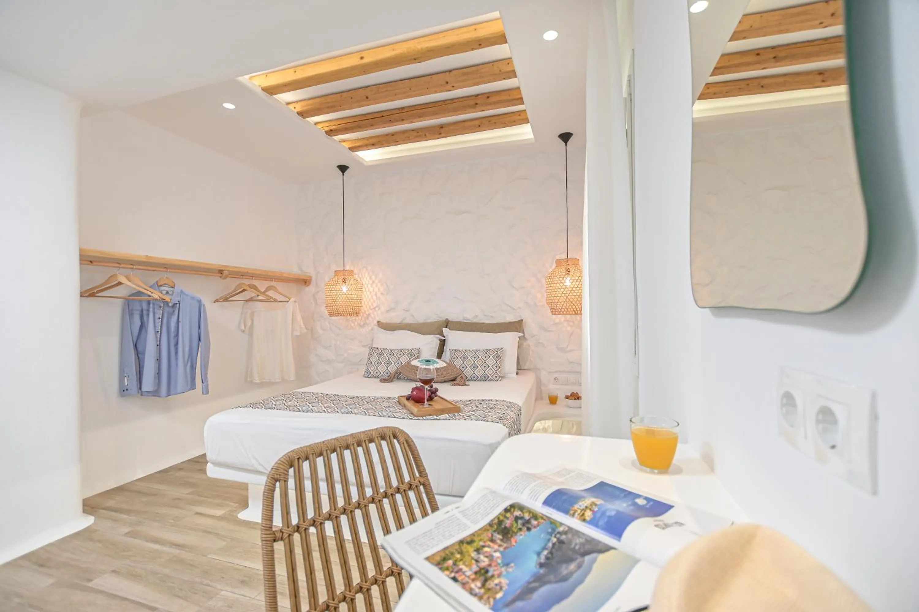 Bed in Naxian Spirit Inn