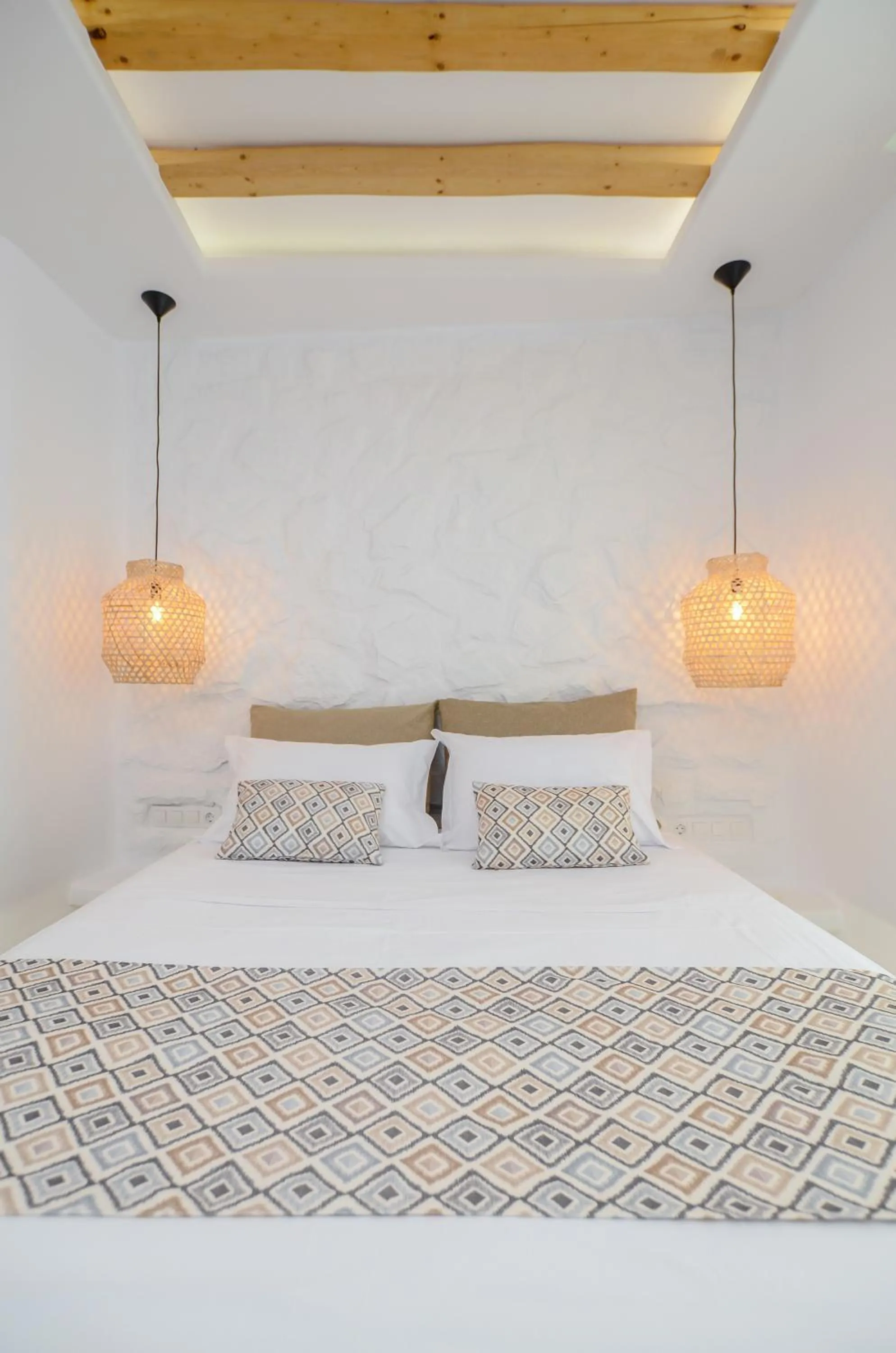 Bed in Naxian Spirit Inn