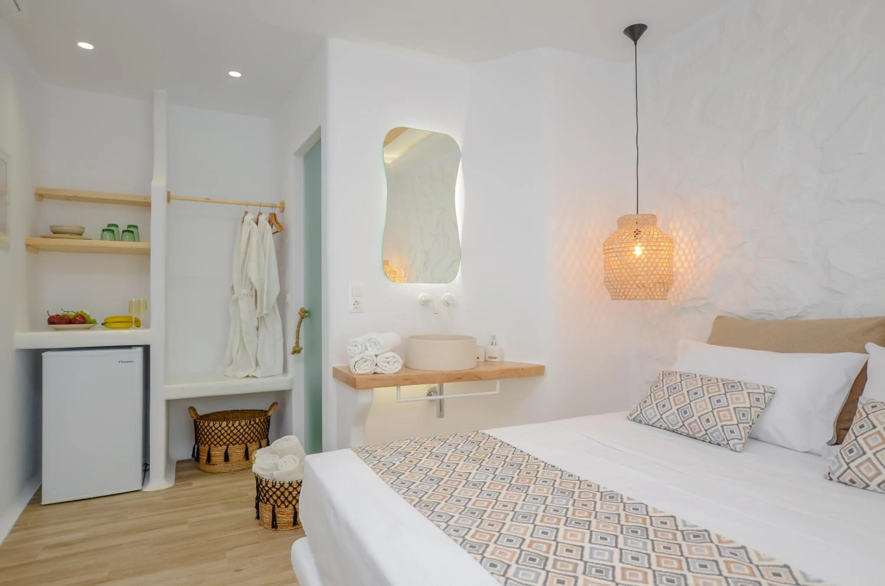Bed in Naxian Spirit Inn