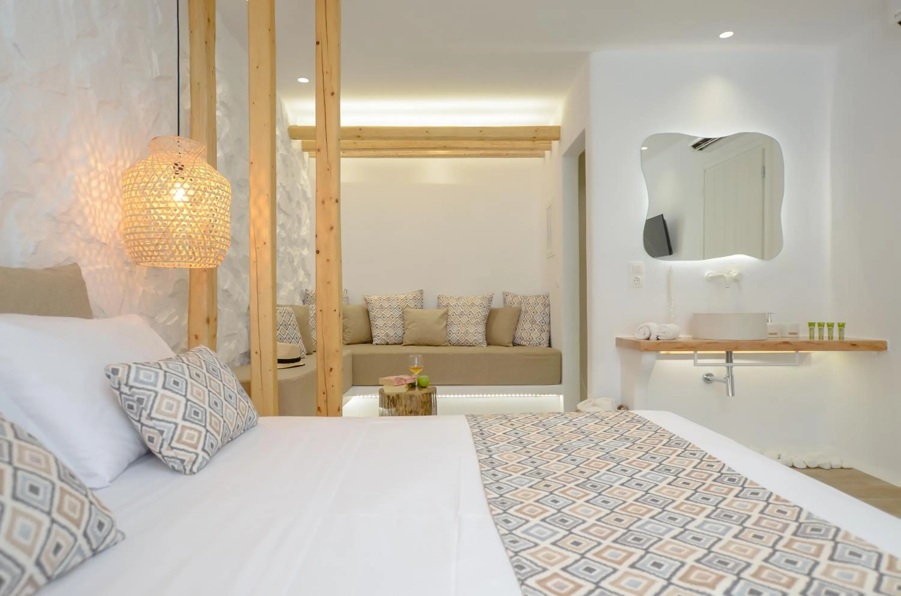 Bed in Naxian Spirit Inn