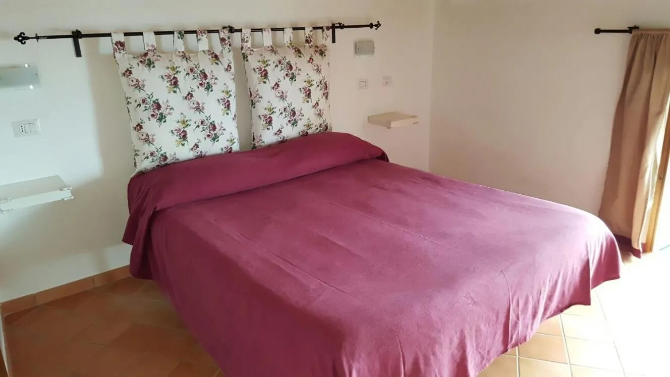 Bed in Casa Falcone B&B