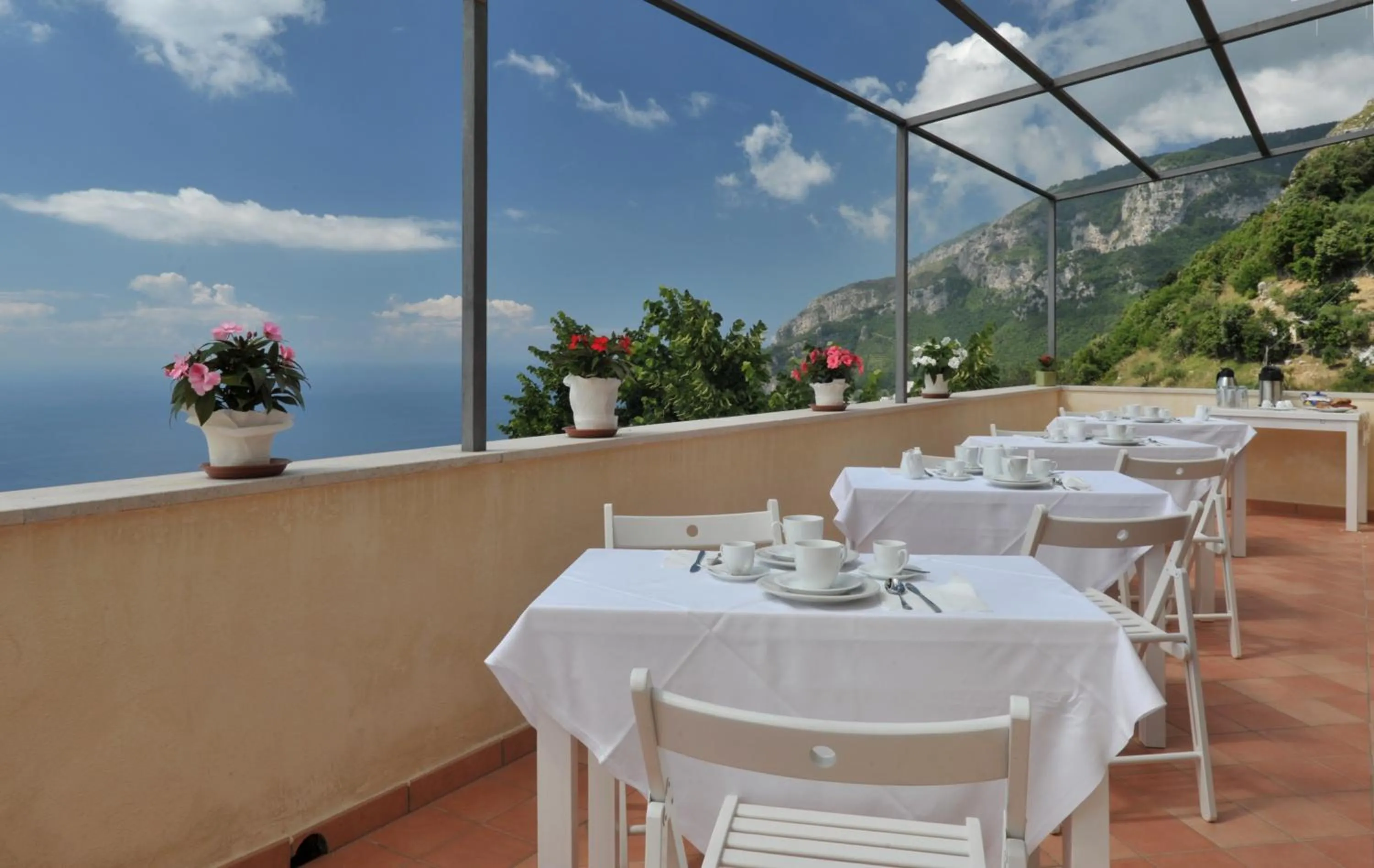 Restaurant/places to eat in Casa Falcone B&B