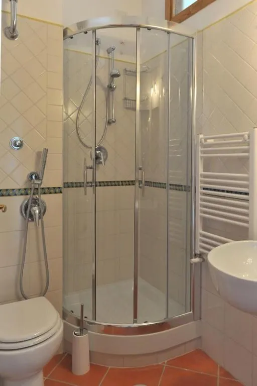 Shower in Casa Falcone B&B