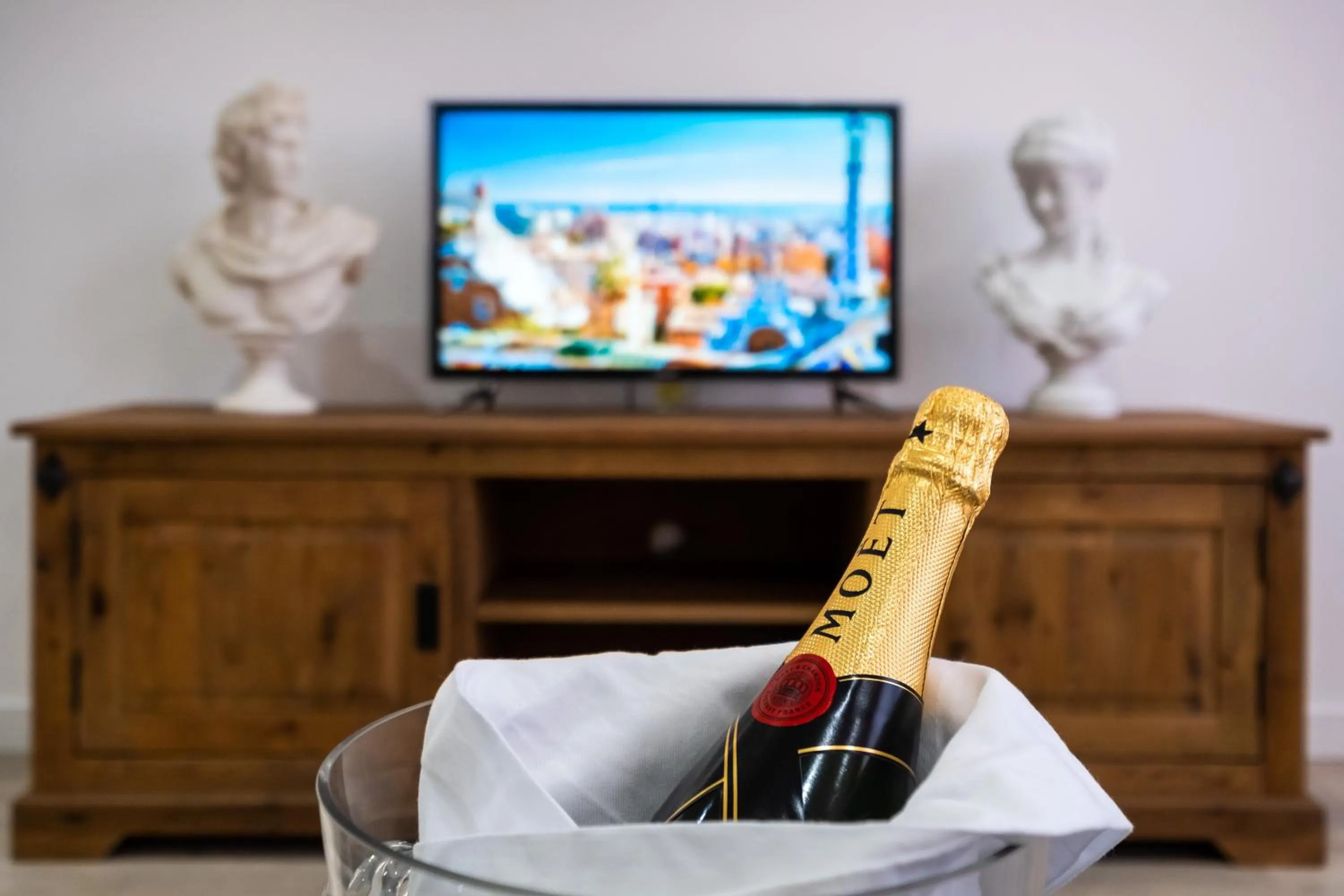 TV and multimedia in Lux Apartments Barcelona