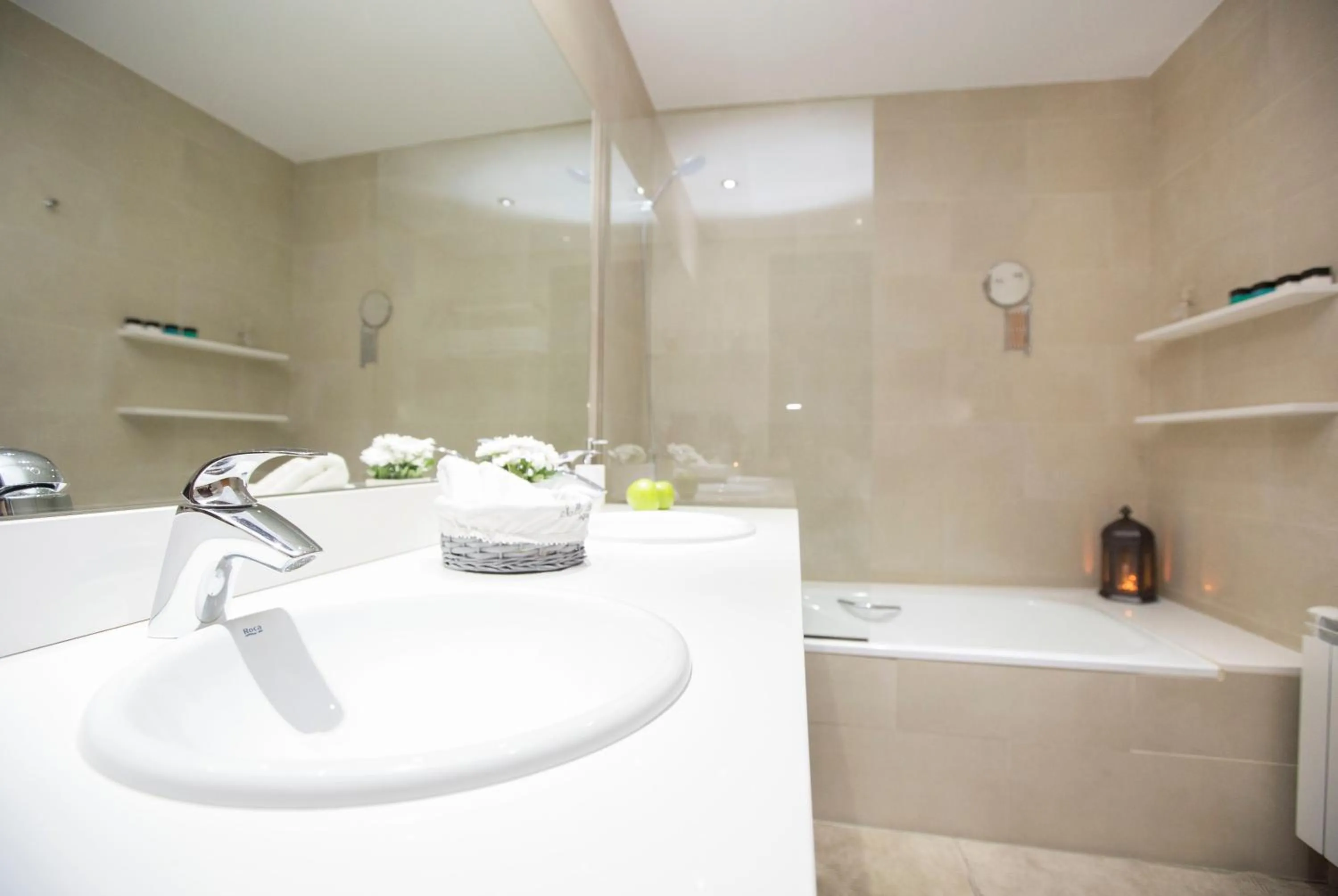 Bathroom in Lux Apartments Barcelona