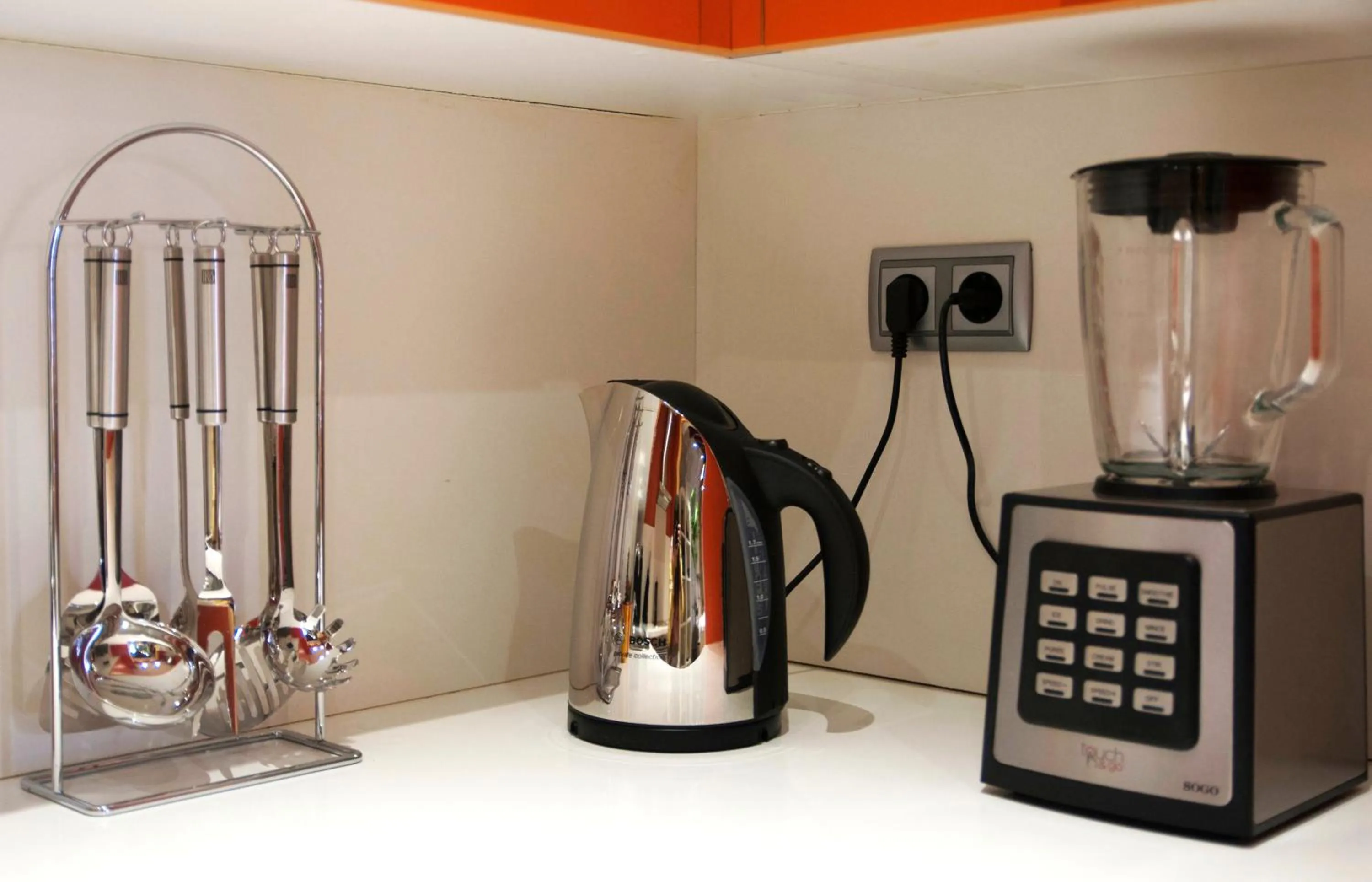 Coffee/tea facilities in Lux Apartments Barcelona