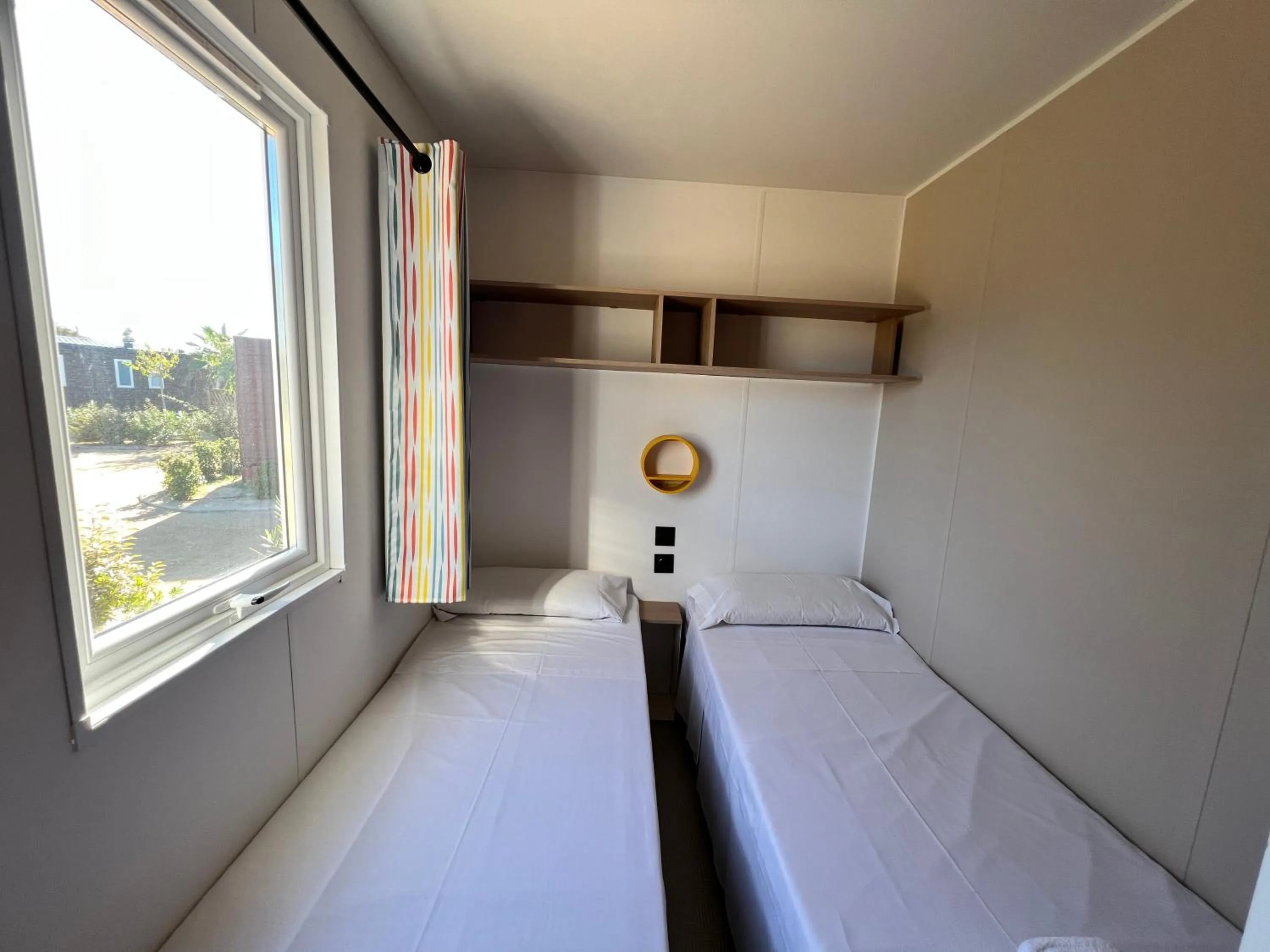 Property building, Bed in Camping Resort Els Pins