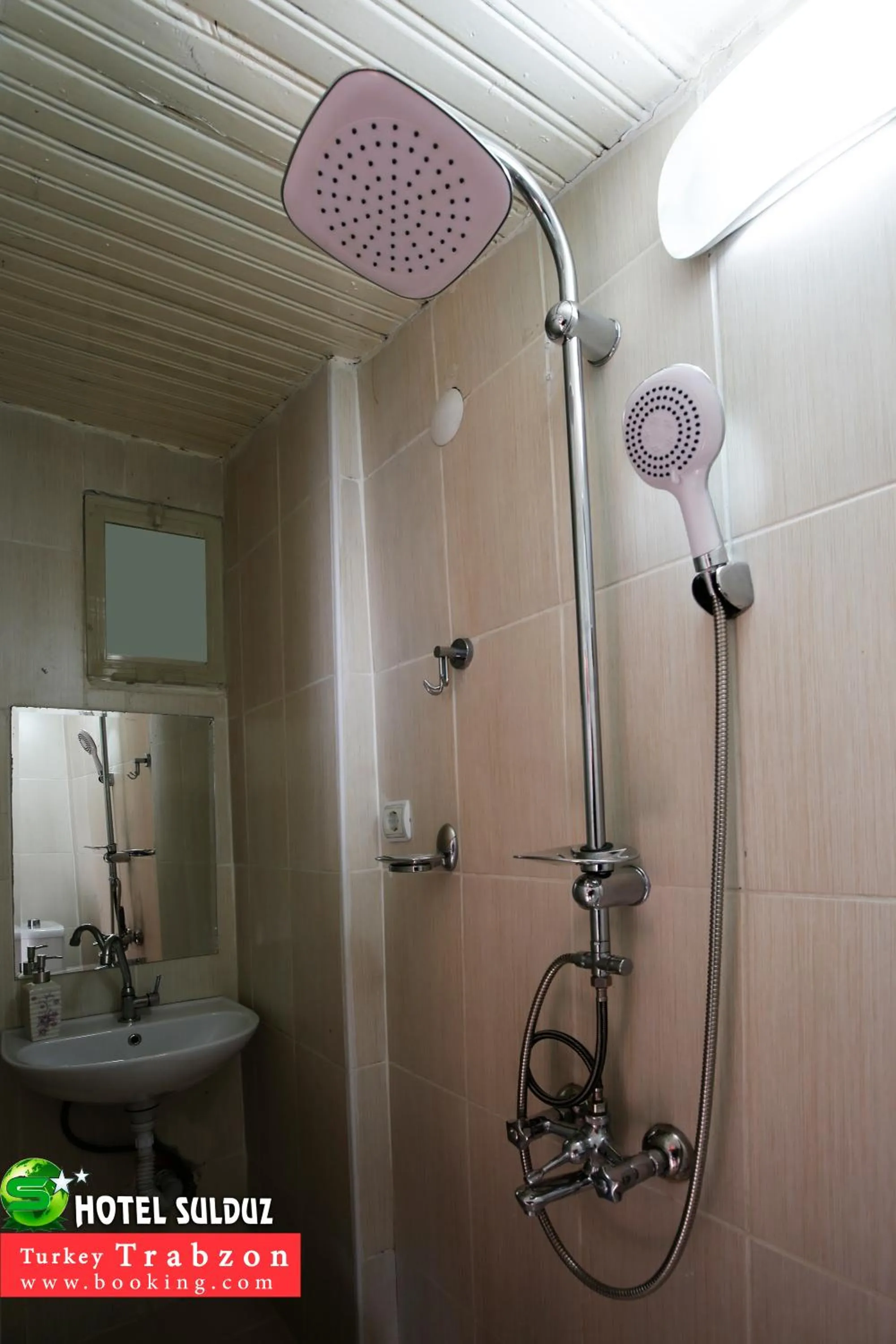 Shower in Sulduz Hotel