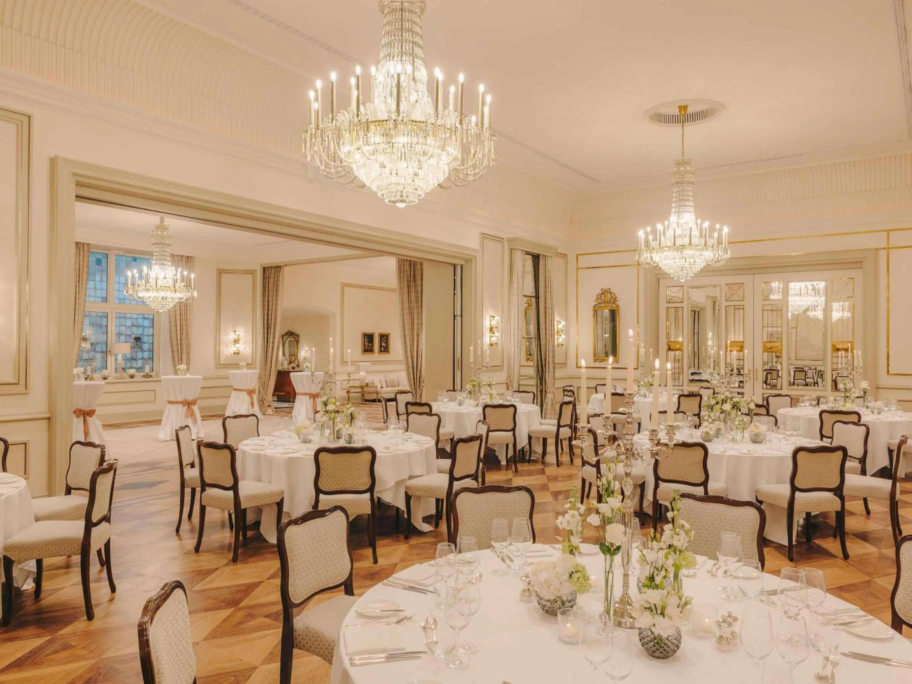 Meeting/conference room in Fairmont Hotel Vier Jahreszeiten