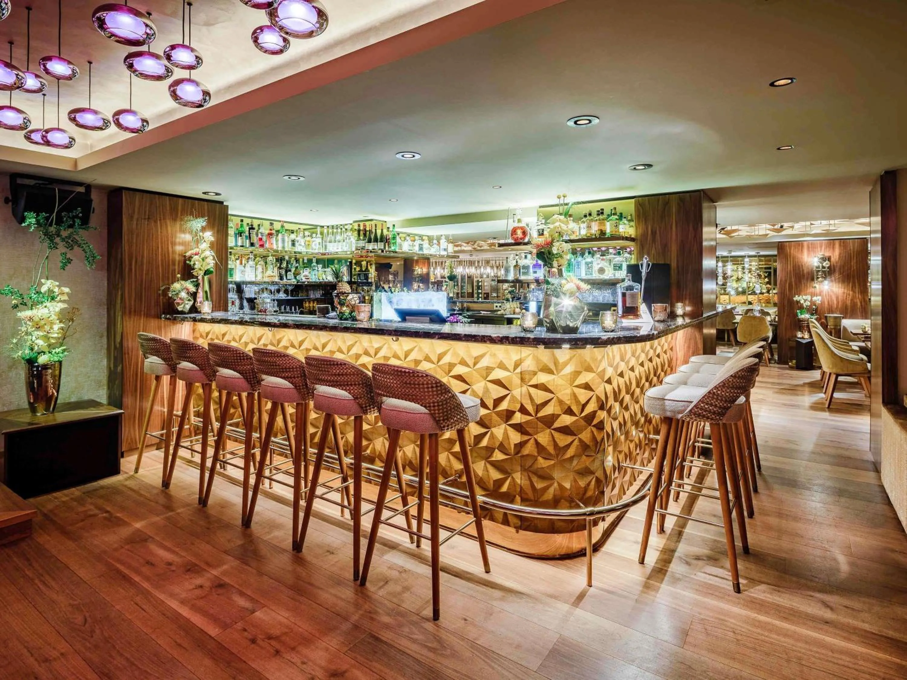 Lounge or bar in Fairmont Hotel Vier Jahreszeiten