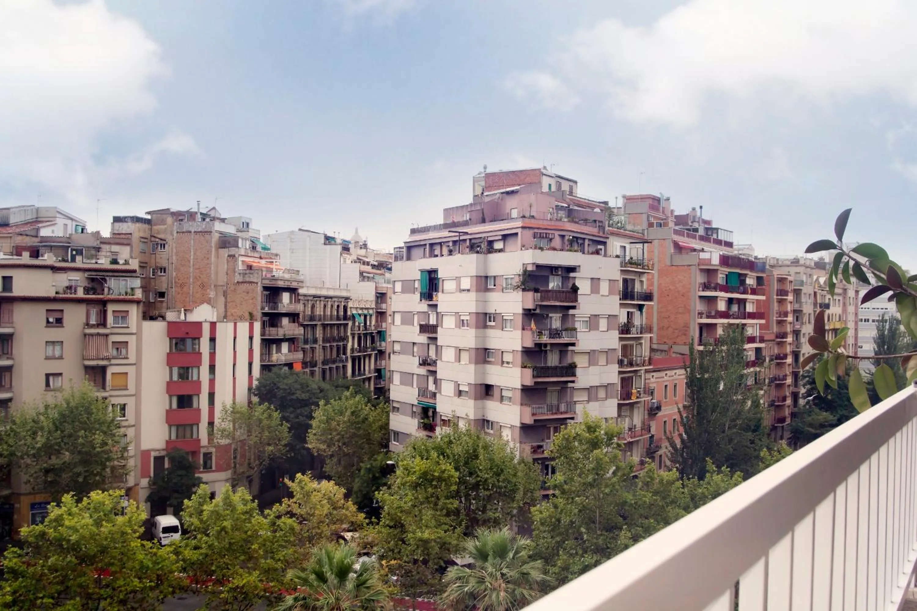 Bird's eye view in Family-Friendly Home in Central Barcelona 4BDR