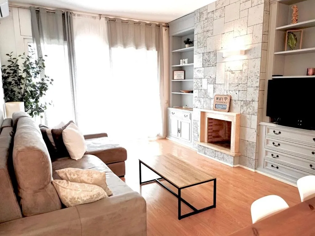 Family-Friendly Home in Central Barcelona 4BDR