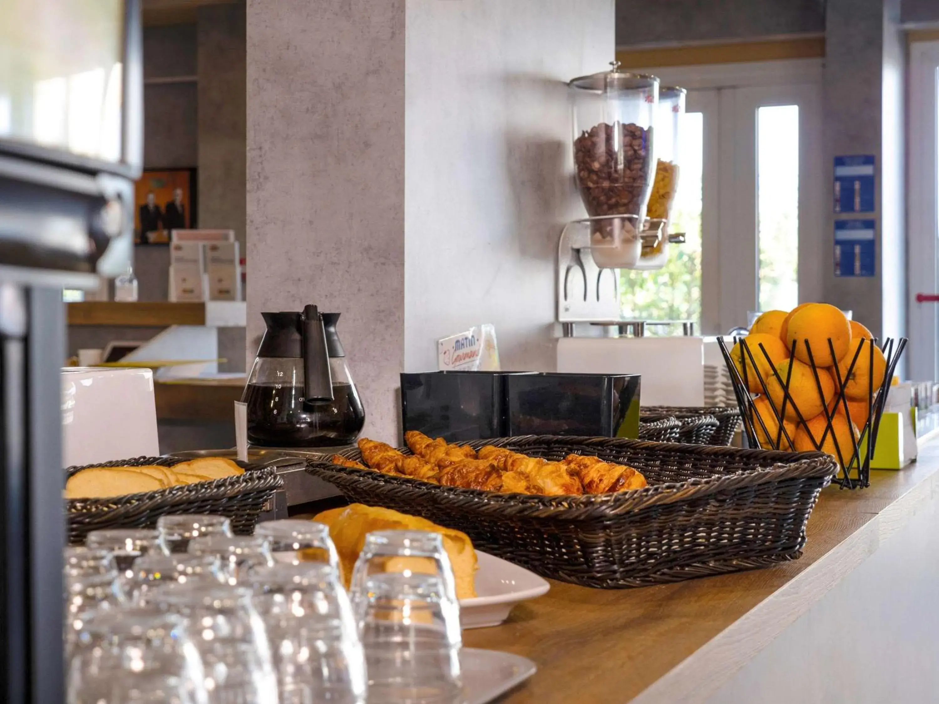 Restaurant/places to eat in ibis budget Arles Sud Fourchon Restaurant/places to eat in ibis budget Arles Sud Fourchon