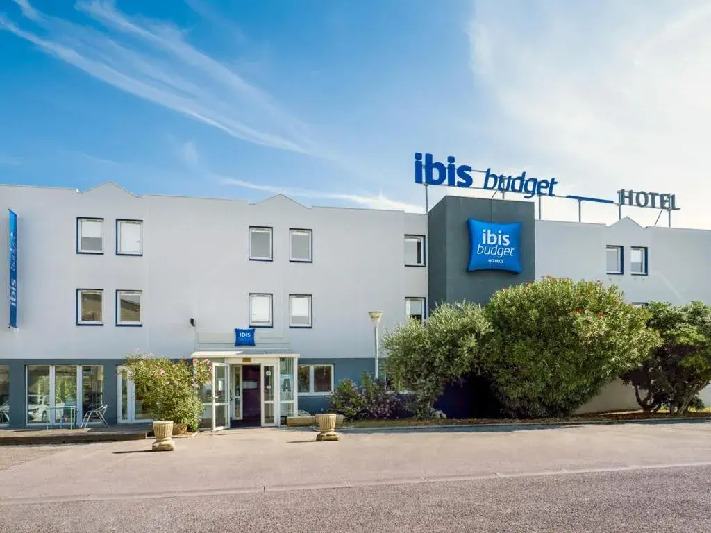 Property building in ibis budget Arles Sud Fourchon Property building in ibis budget Arles Sud Fourchon