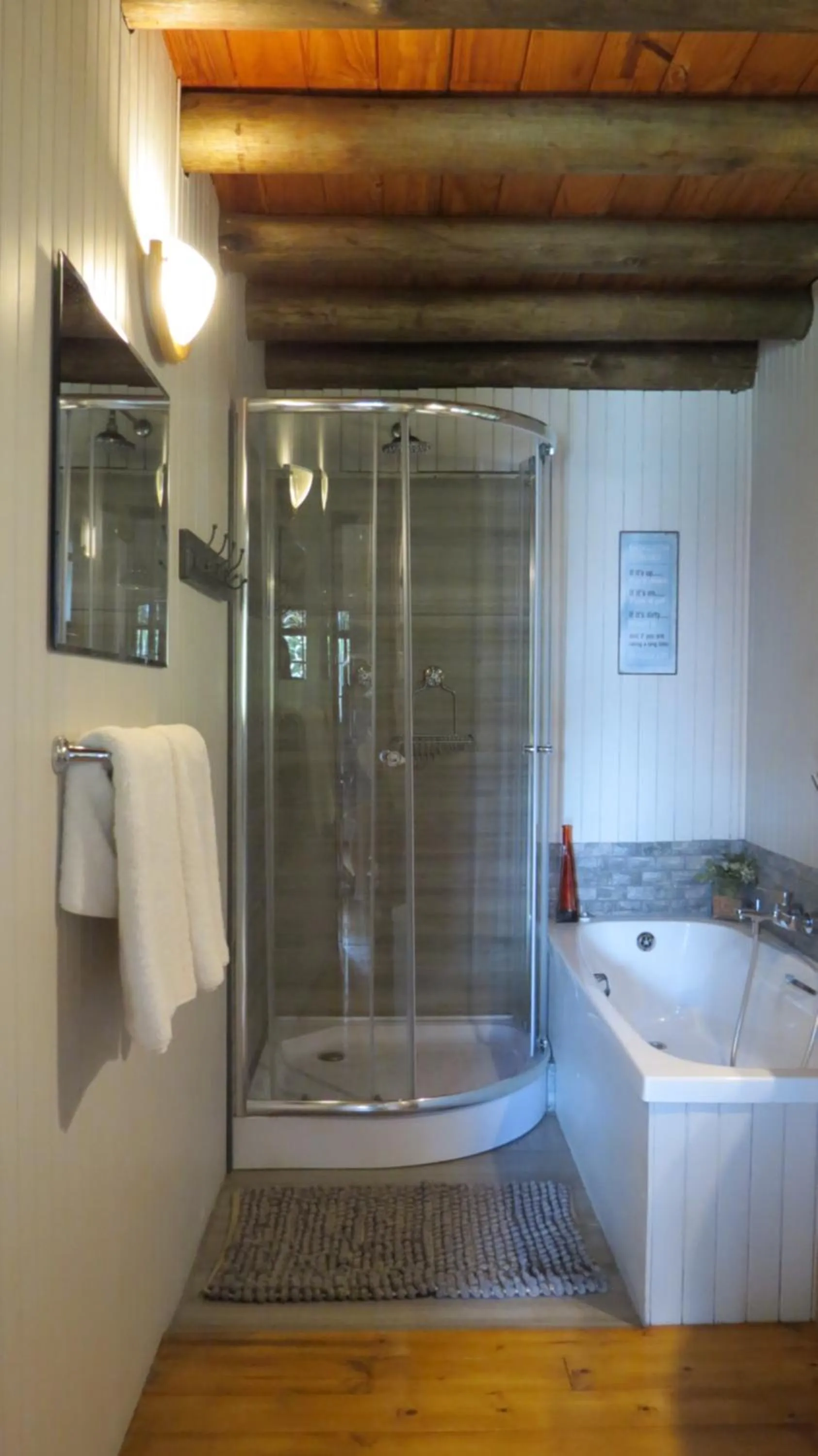 Bathroom in Ciara Guesthouse