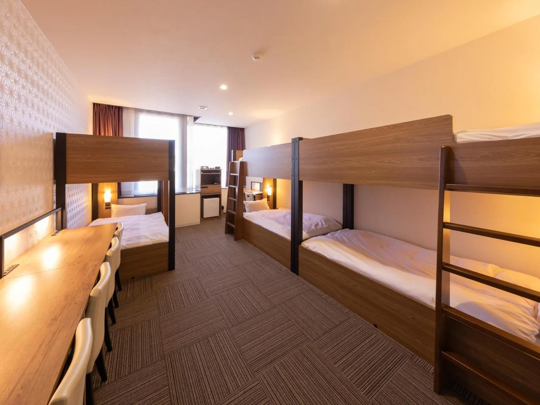 Photo of the whole room, Bed in Tosei Hotel & Seminar Makuhari