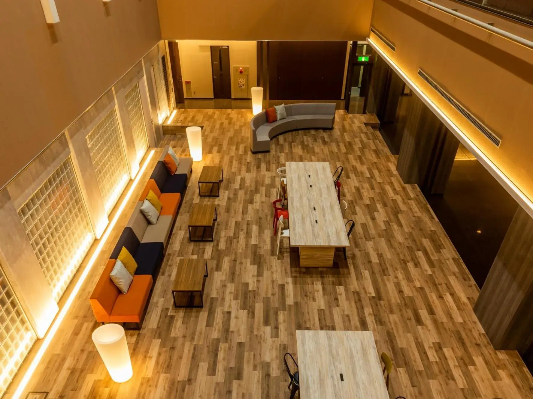 Lobby or reception, Bed in Tosei Hotel & Seminar Makuhari Lobby or reception, Bed in Tosei Hotel & Seminar Makuhari