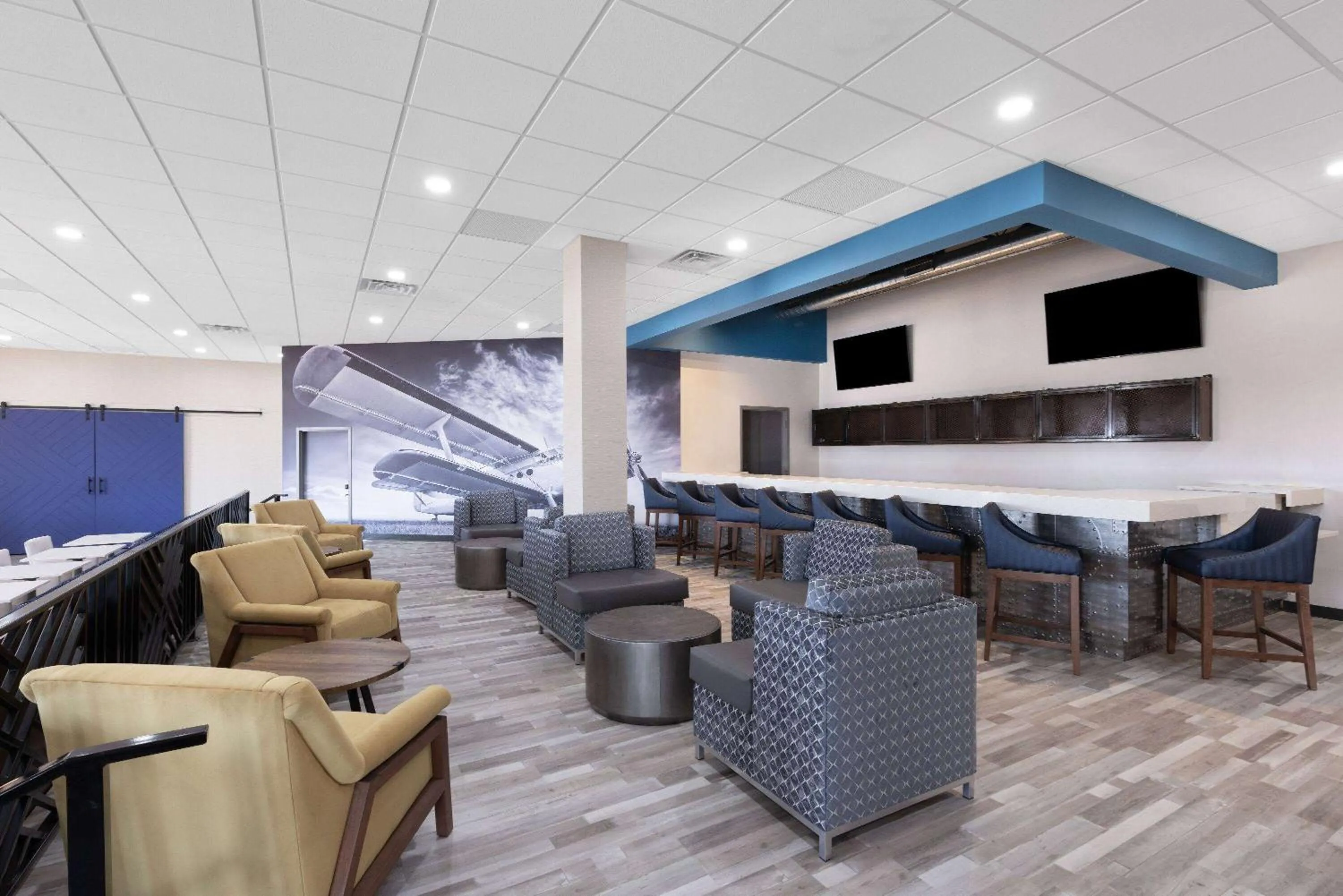 Lobby or reception in Wingate by Wyndham Wichita Airport