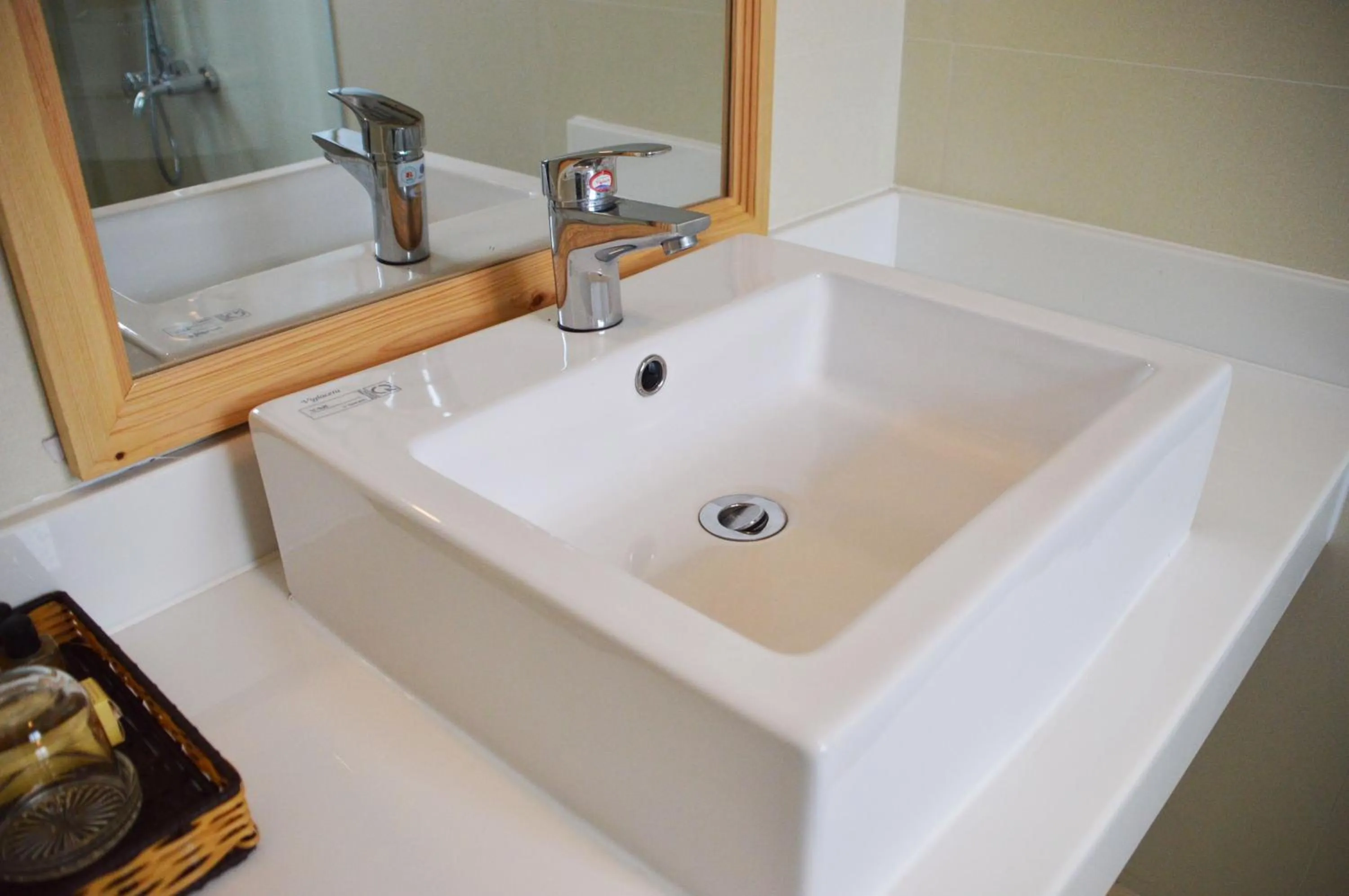 TV and multimedia in Phu Tho Hotel