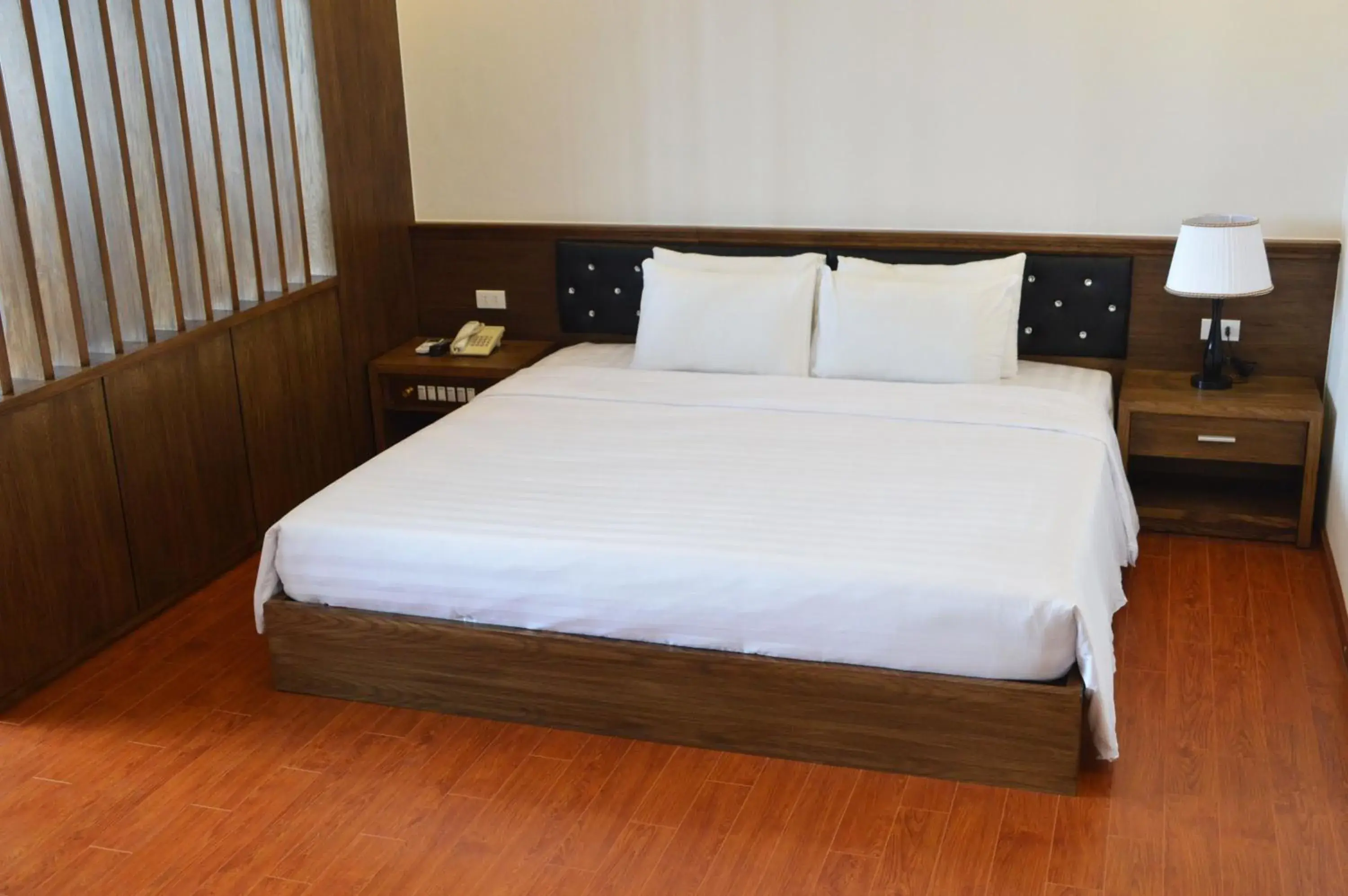 Bedroom, Bed in Phu Tho Hotel Bedroom, Bed in Phu Tho Hotel