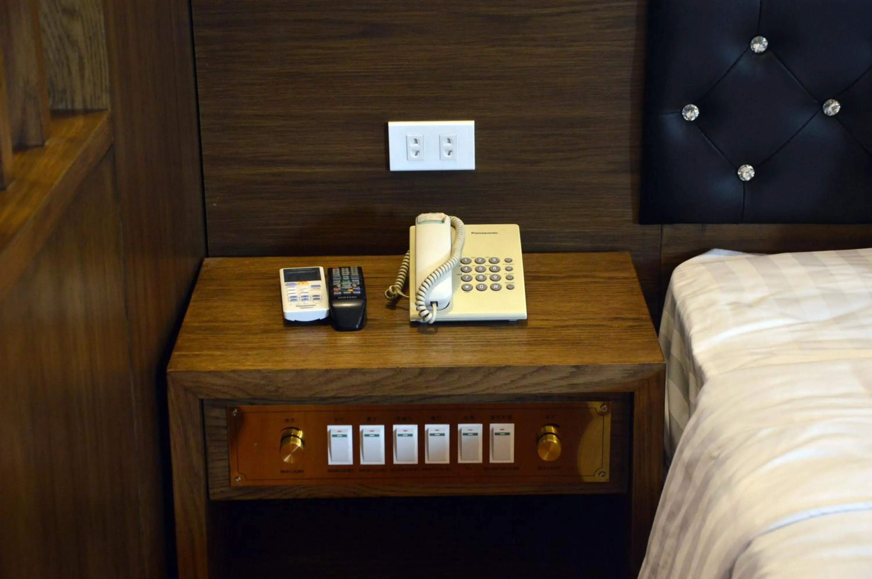 oven in Phu Tho Hotel