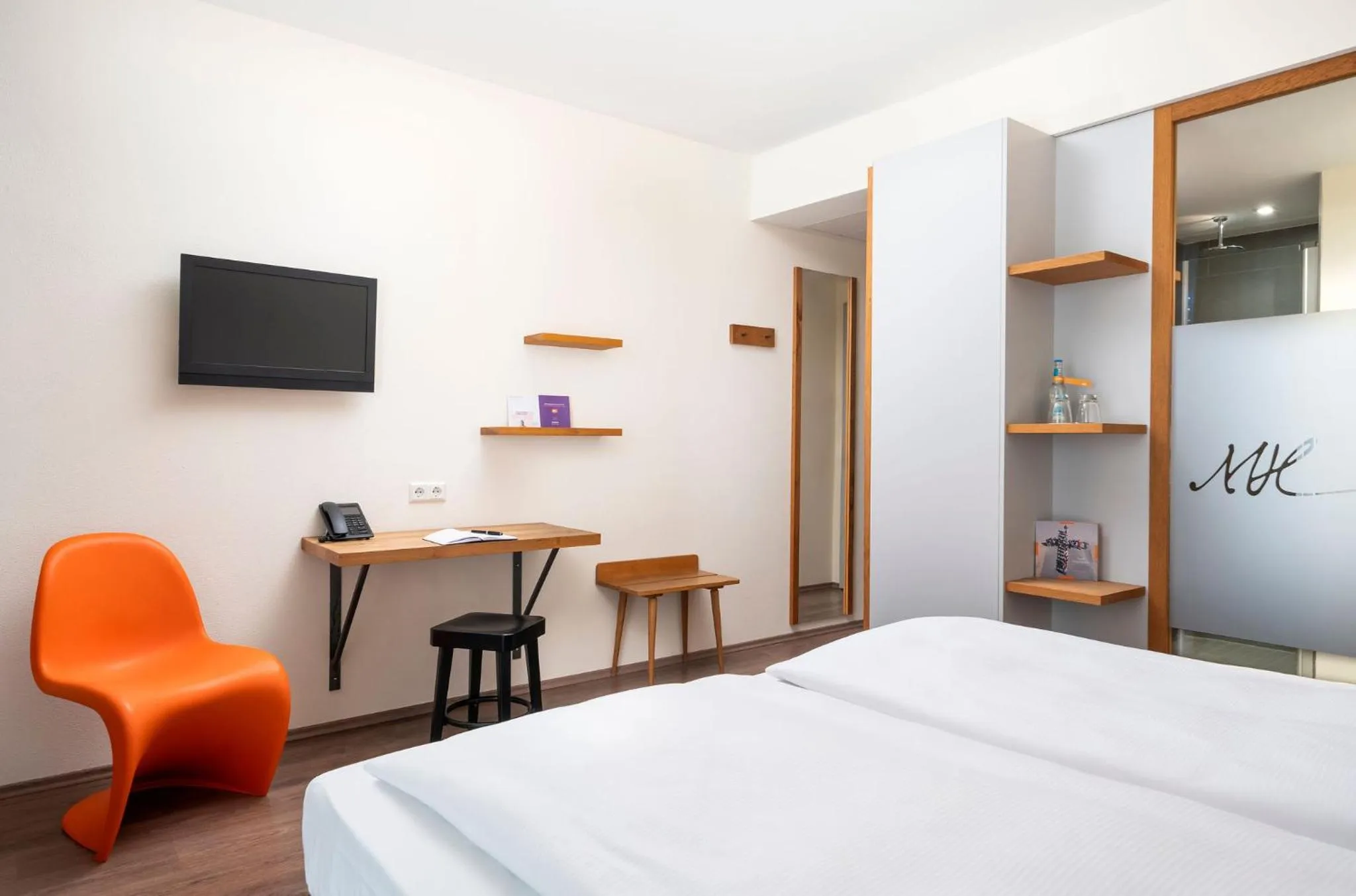 Bed in mainhaus Stadthotel Frankfurt