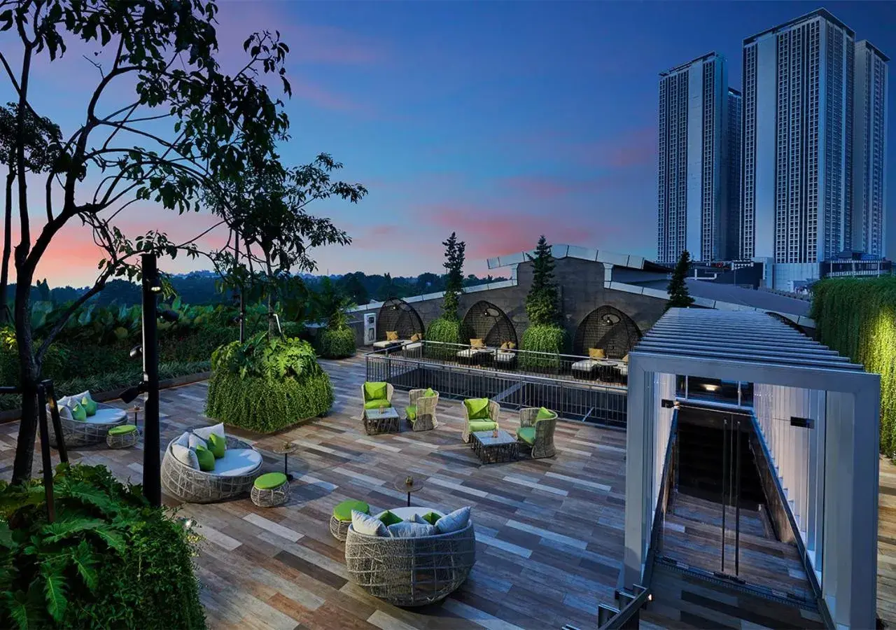 Restaurant/places to eat in Nuanza Hotel & Convention Cikarang Restaurant/places to eat in Nuanza Hotel & Convention Cikarang