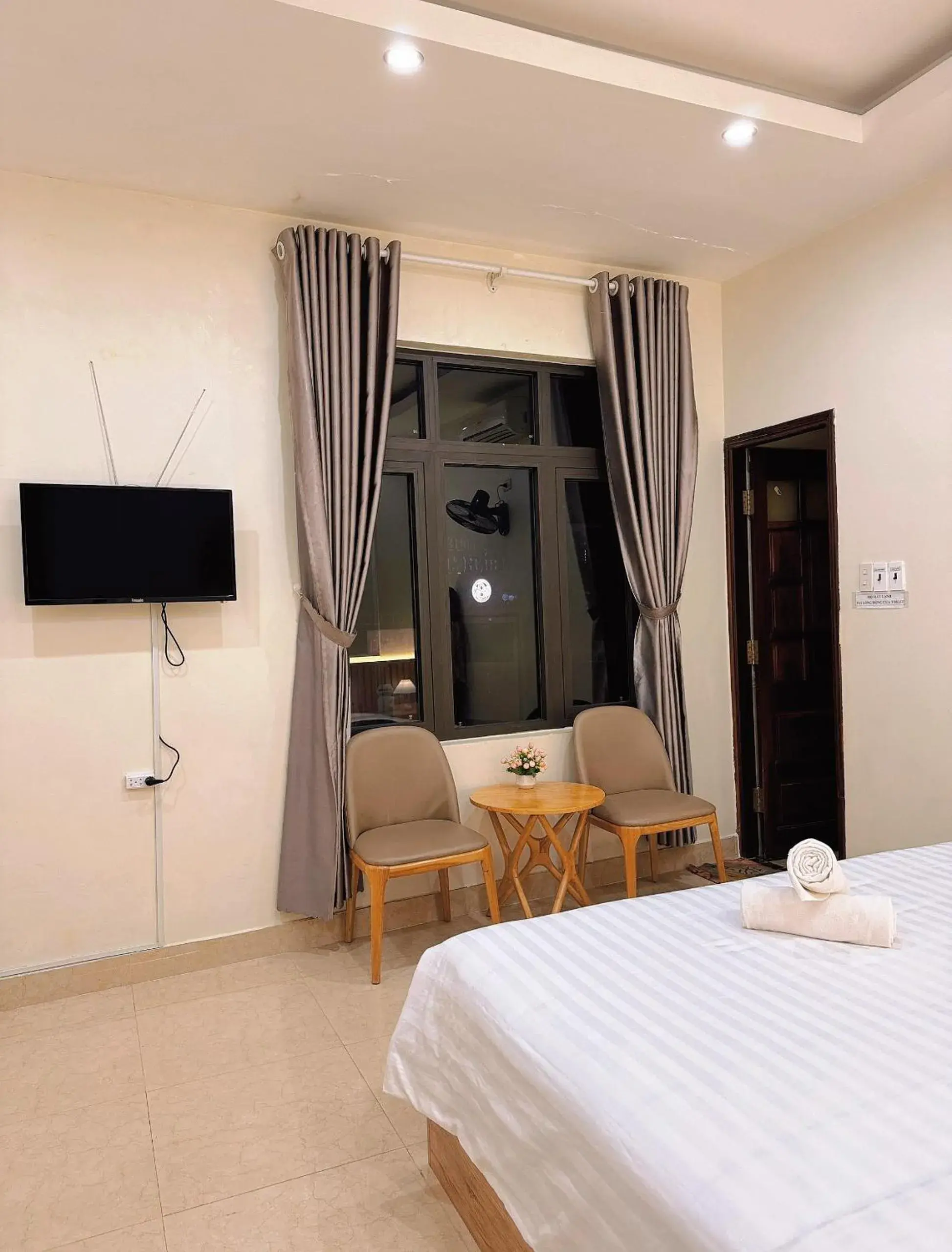 View (from property/room), Bed in ELISA HOTEL View (from property/room), Bed in ELISA HOTEL