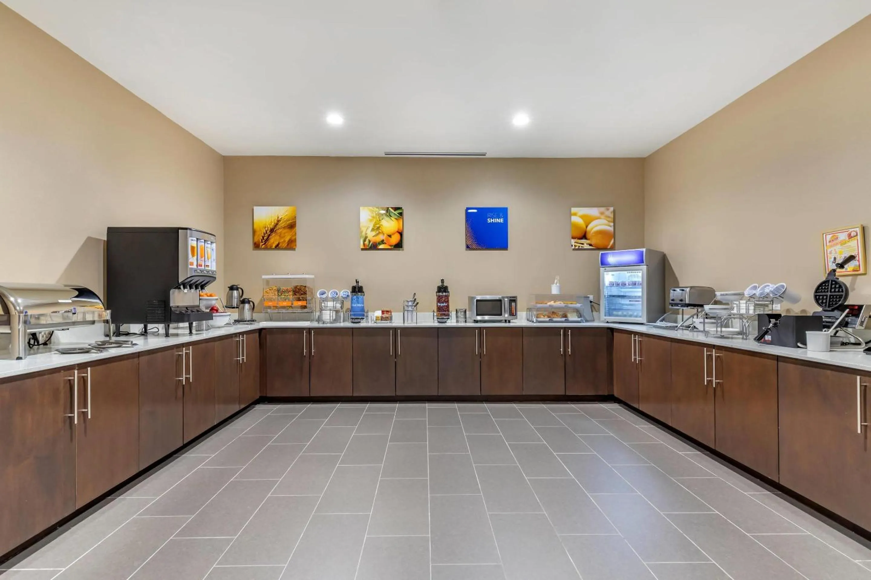 Breakfast in Comfort Suites San Antonio Ft Sam Houston-SAMMC Area