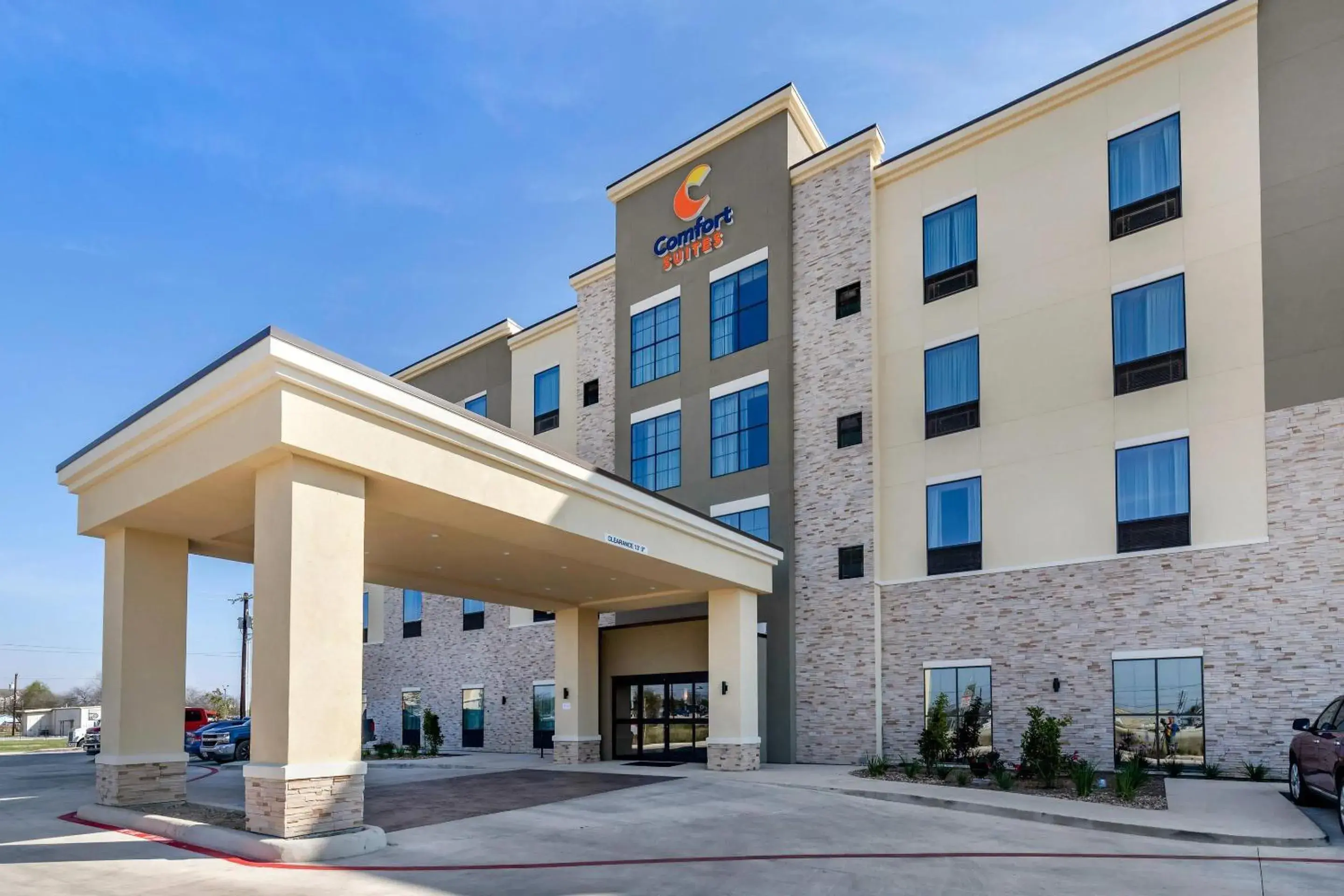 Property building in Comfort Suites San Antonio Ft Sam Houston-SAMMC Area Property building in Comfort Suites San Antonio Ft Sam Houston-SAMMC Area