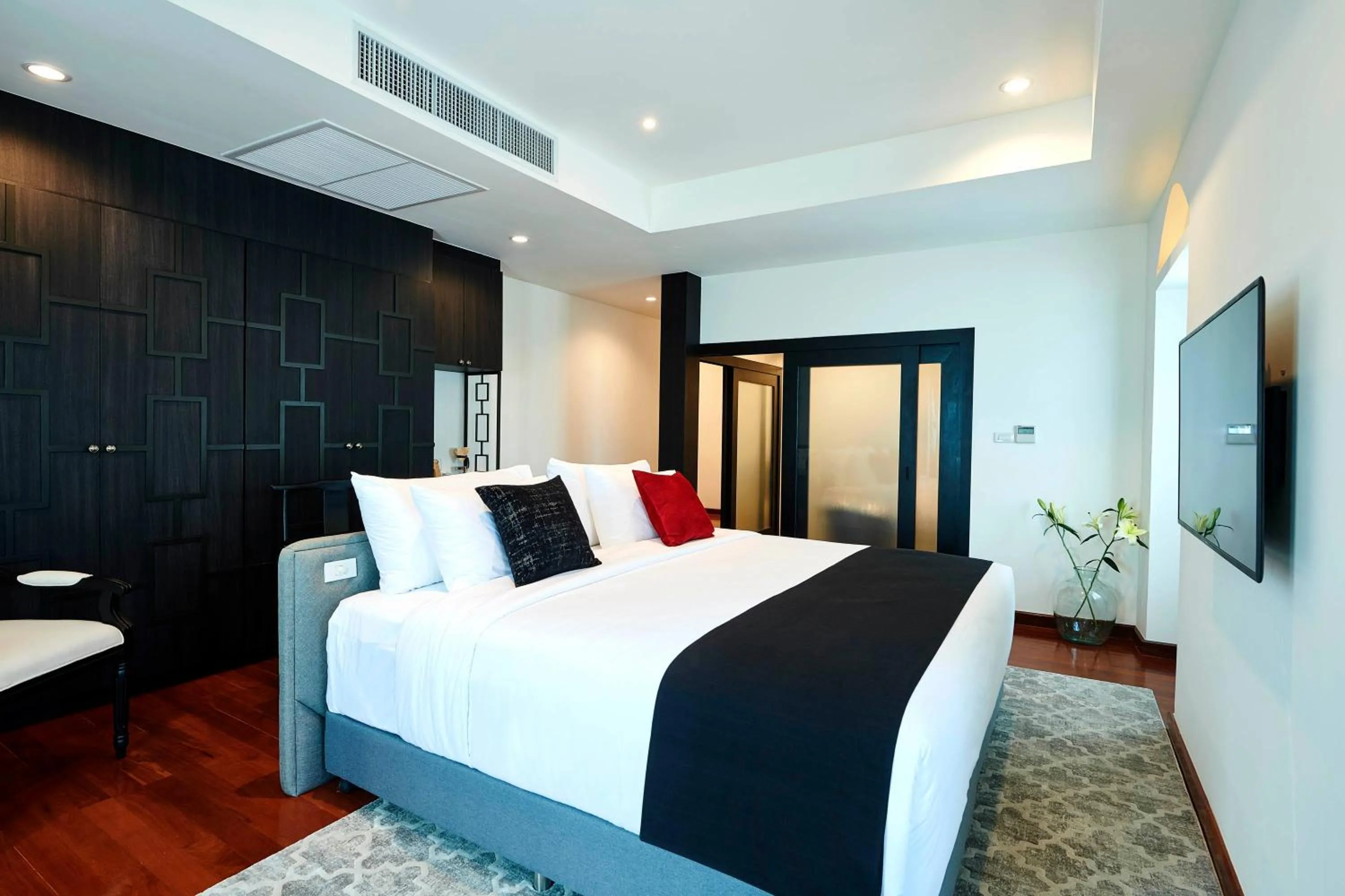 Bed in Villa De Pranakorn