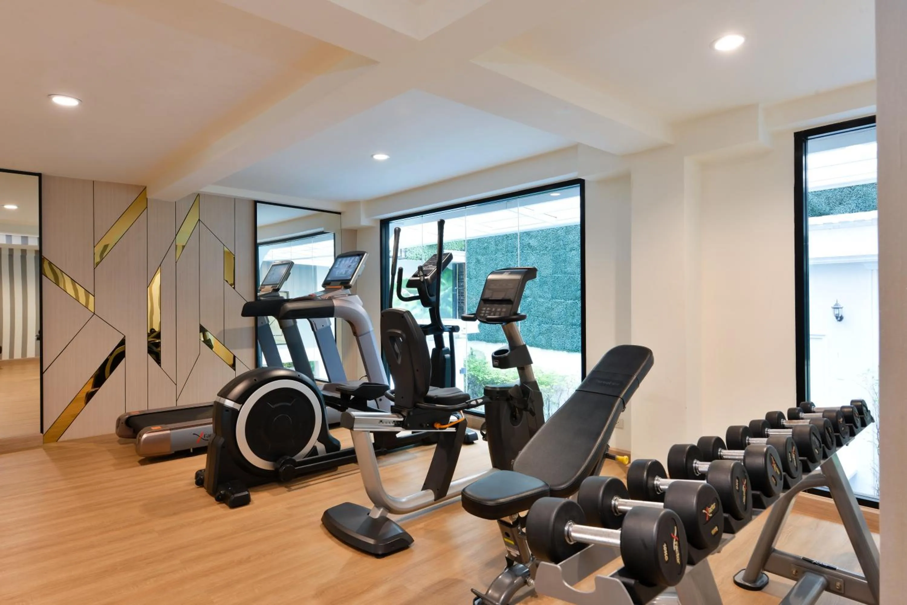 Fitness centre/facilities in Villa De Pranakorn