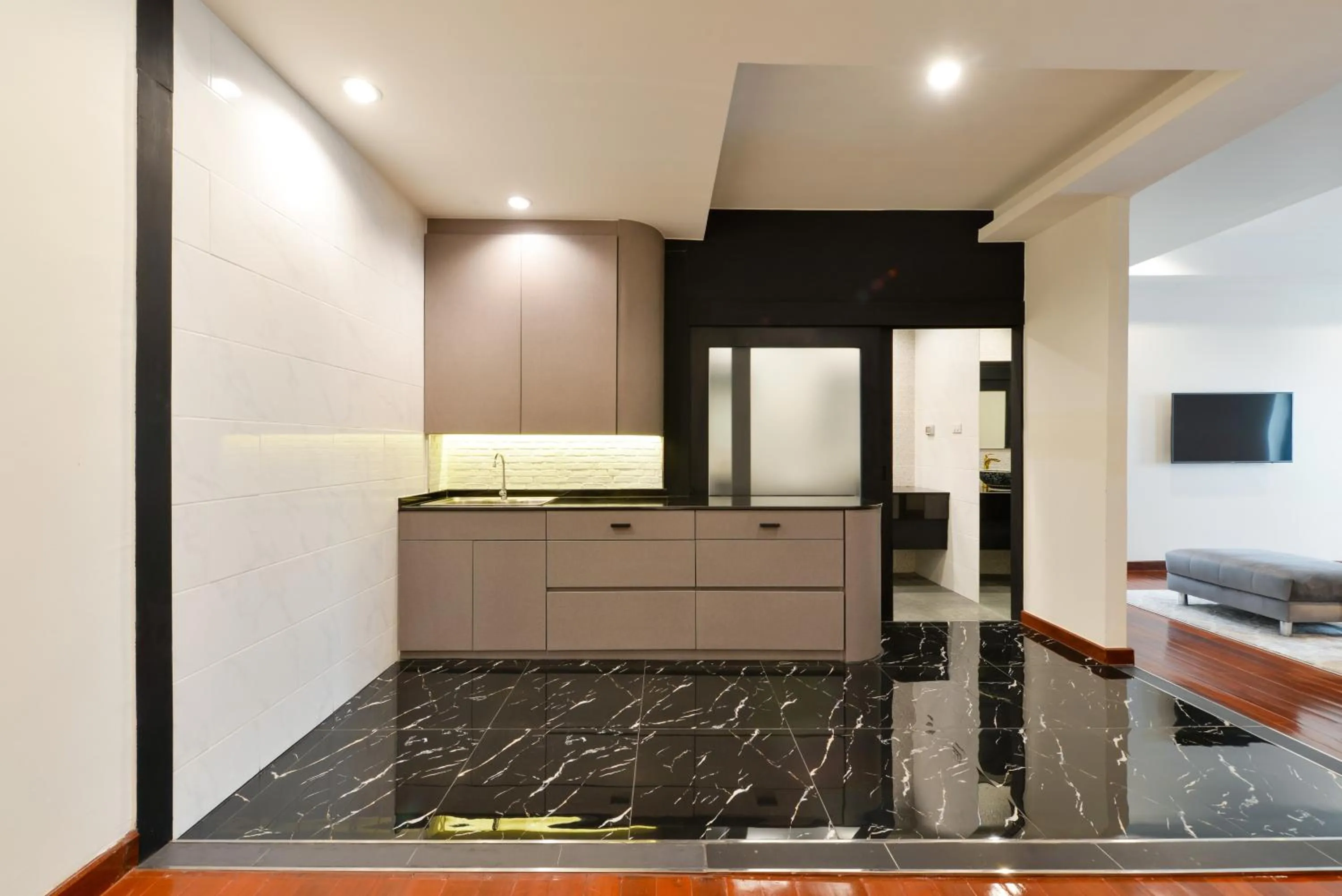 Dining area in Villa De Pranakorn