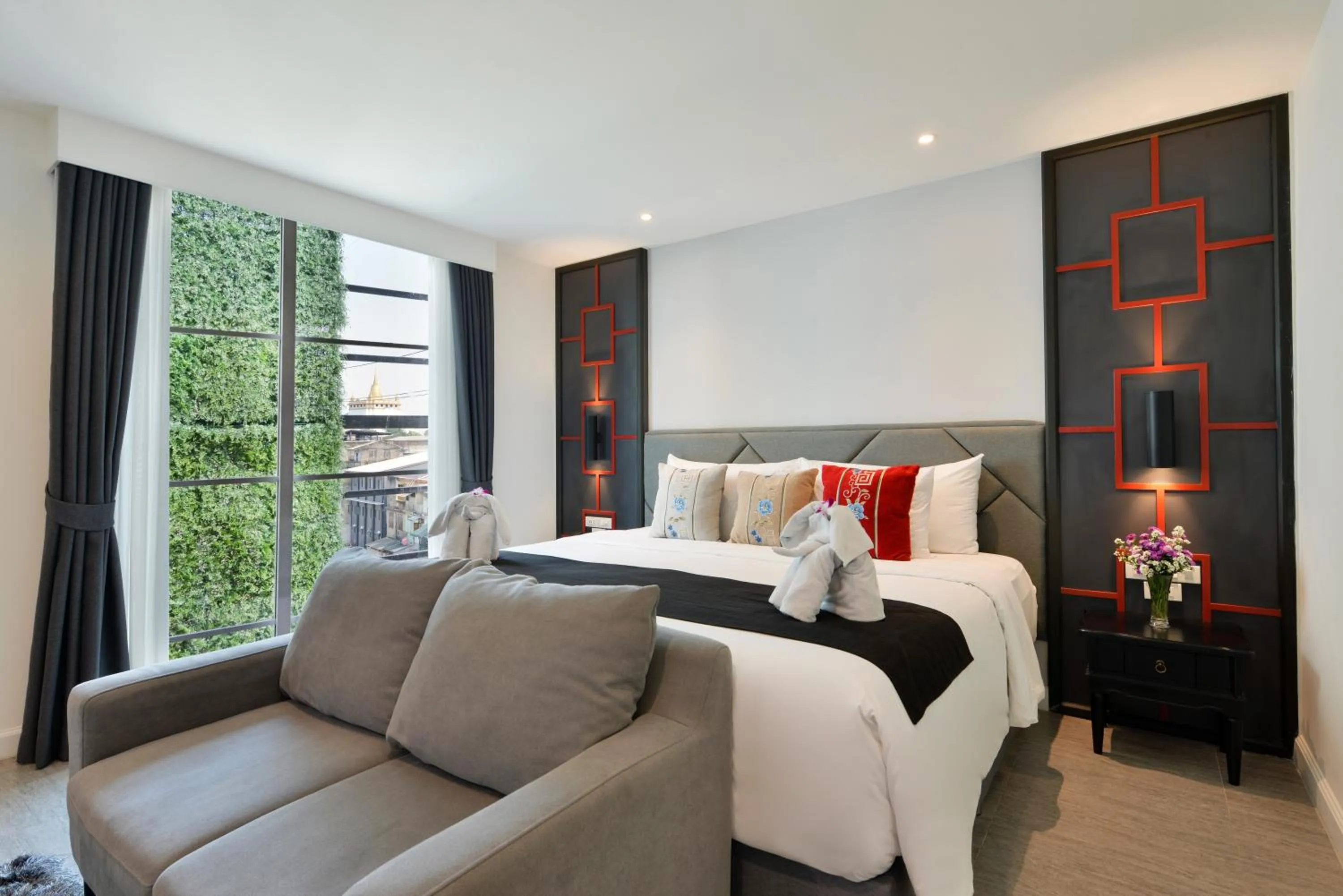 Bed in Villa De Pranakorn