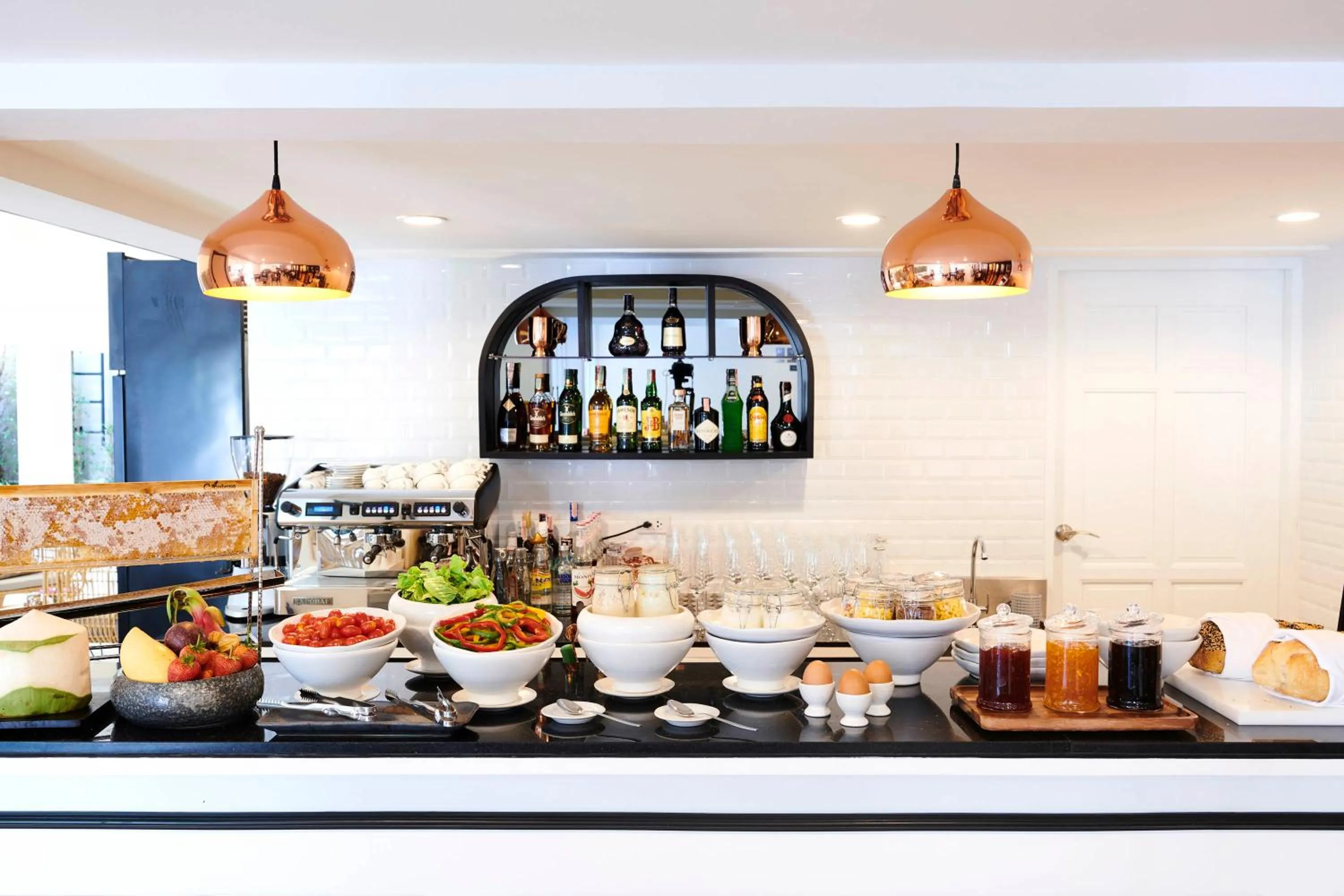 Breakfast in Villa De Pranakorn