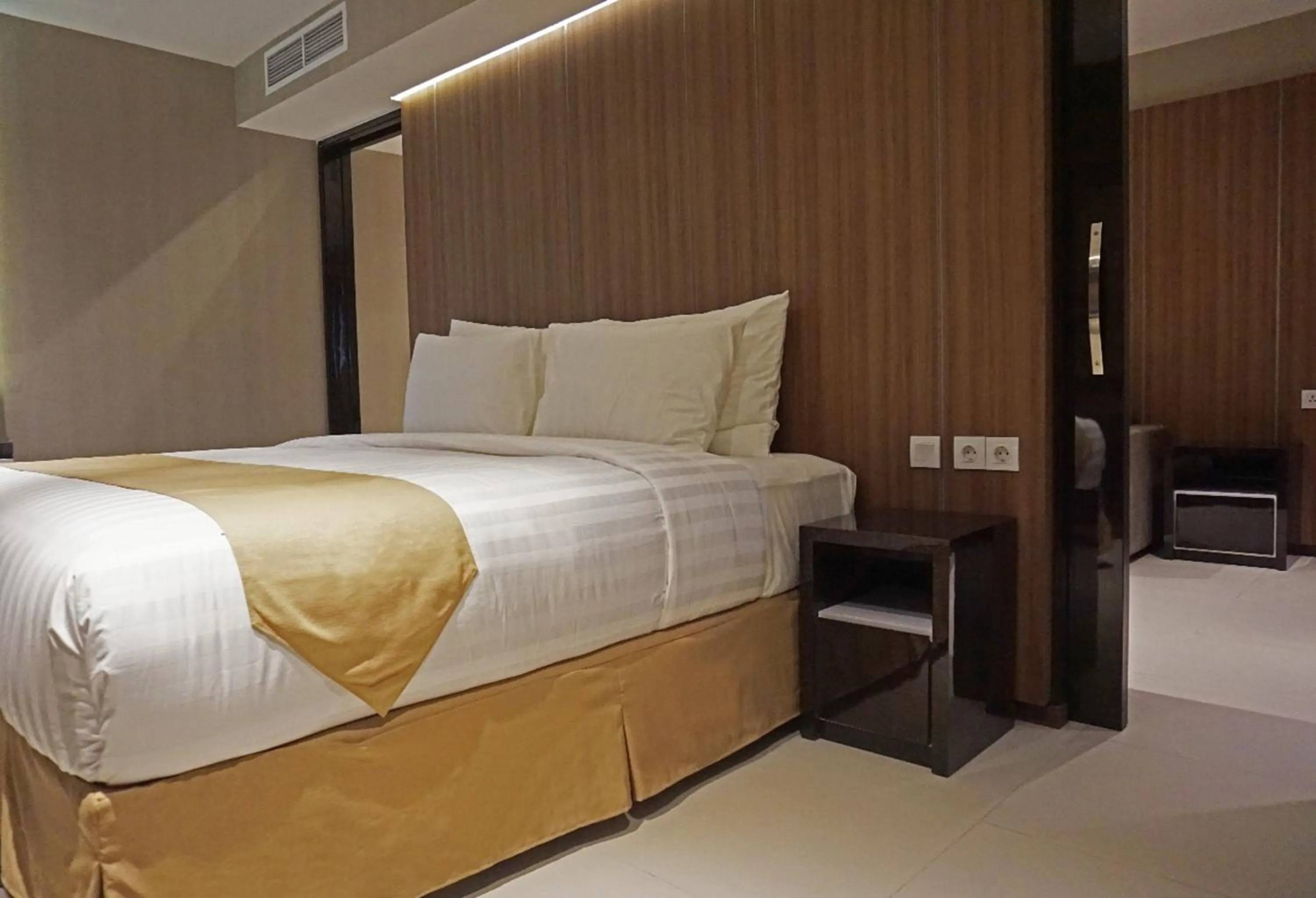 Bed in Yuan Garden Pasar Baru